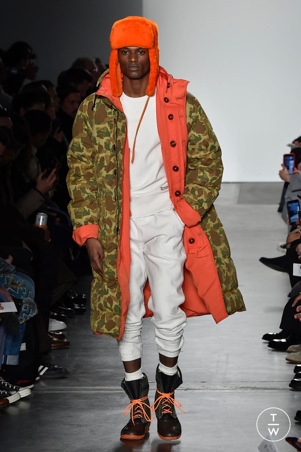 Fashion Week New York Fall/Winter 2020 look 14 from the Todd Snyder collection 男装