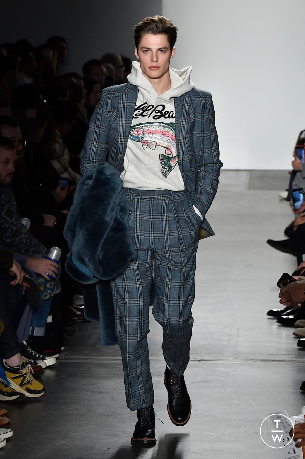 Fashion Week New York Fall/Winter 2020 look 35 from the Todd Snyder collection 男装