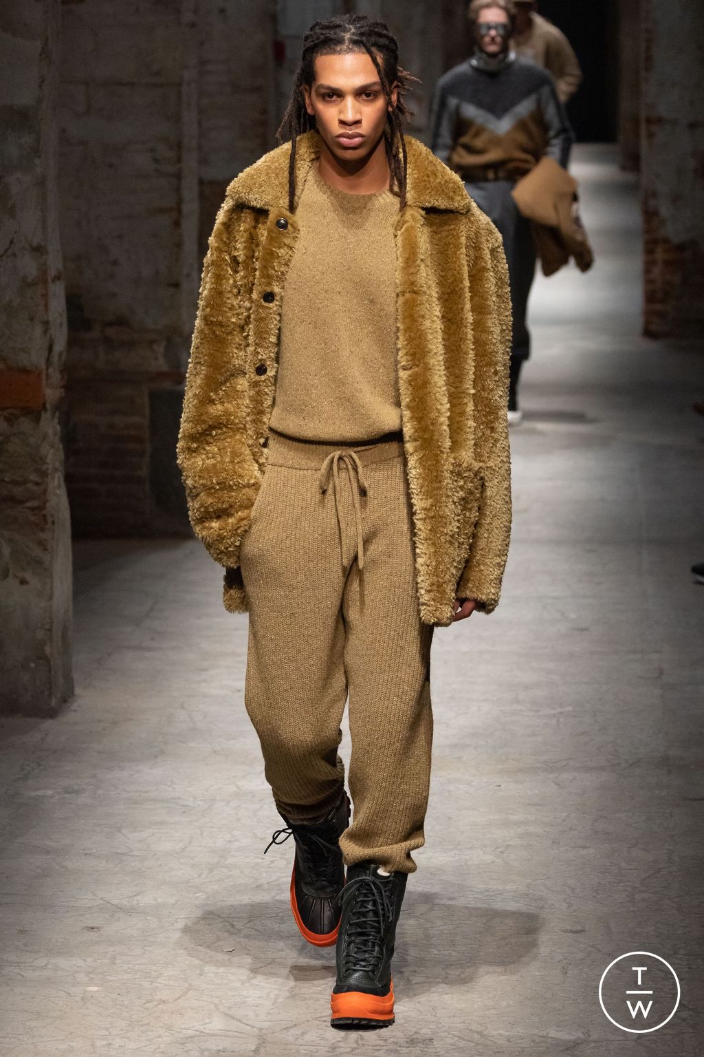 Fashion Week Florence - Pitti Fall/Winter 2024 look 16 de la collection Todd Snyder menswear