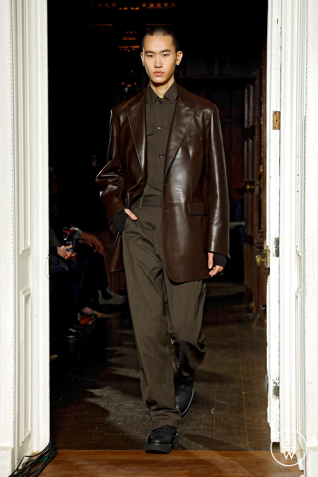Fashion Week New York Fall/Winter 2025 look 21 from the Todd Snyder collection menswear