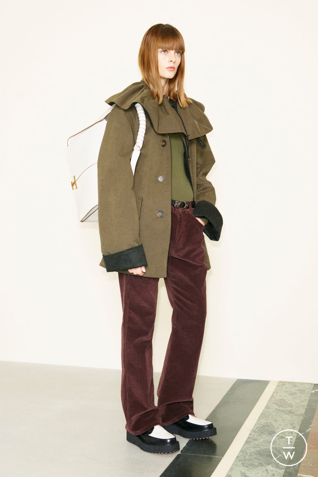 Fashion Week Milan Fall/Winter 2021 look 15 from the Tod's collection womenswear