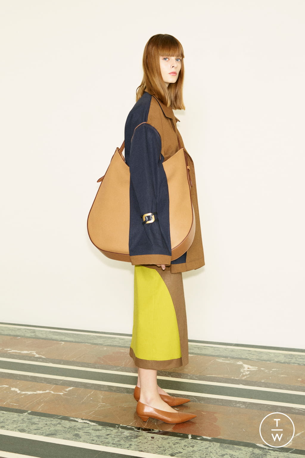Fashion Week Milan Fall/Winter 2021 look 8 from the Tod's collection 女装
