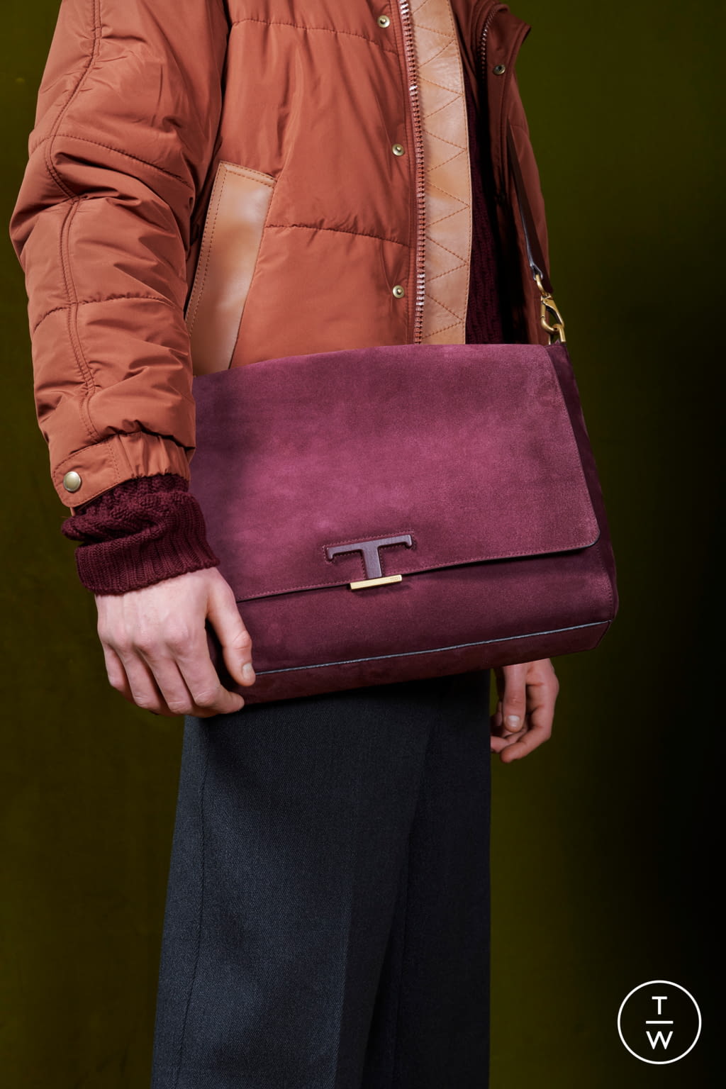 Fashion Week Milan Fall/Winter 2020 look 4 from the Tod's collection menswear accessories