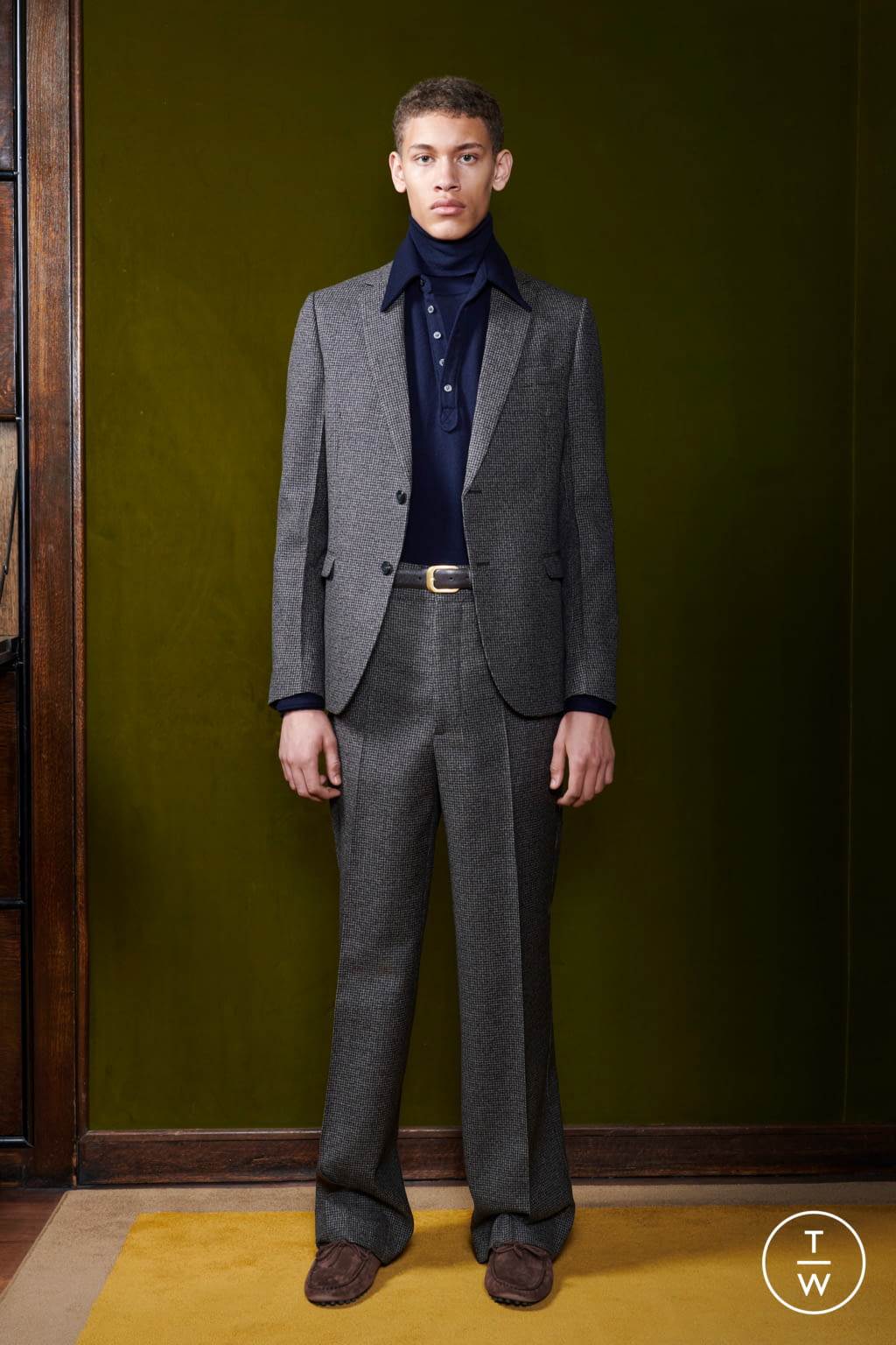 Fashion Week Milan Fall/Winter 2020 look 2 from the Tod's collection menswear