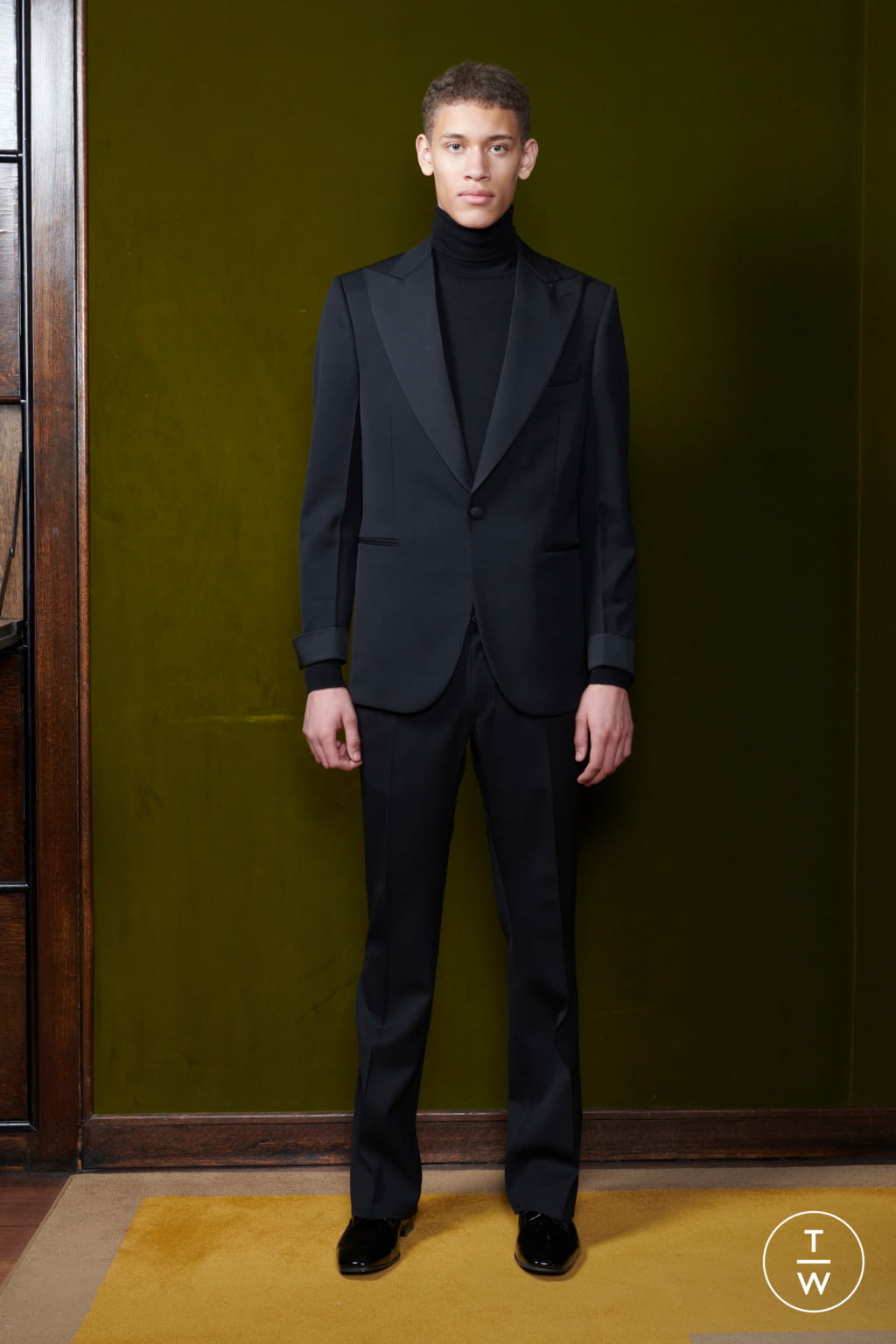 Fashion Week Milan Fall/Winter 2020 look 21 from the Tod's collection menswear