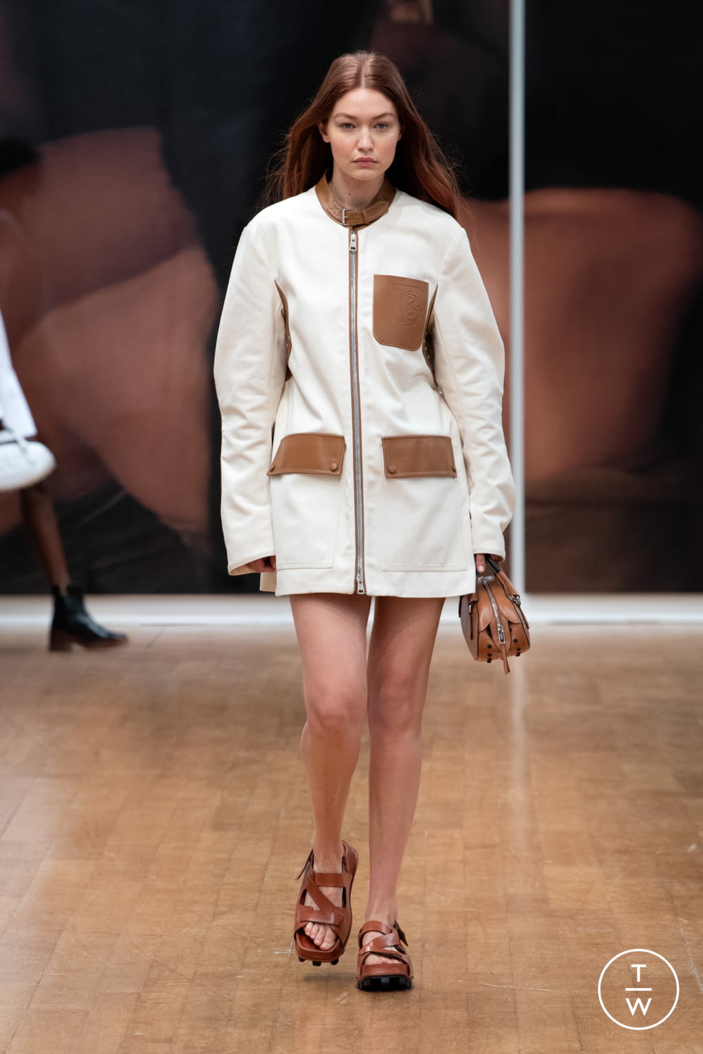 Fashion Week Milan Spring/Summer 2022 look 1 de la collection Tod's womenswear