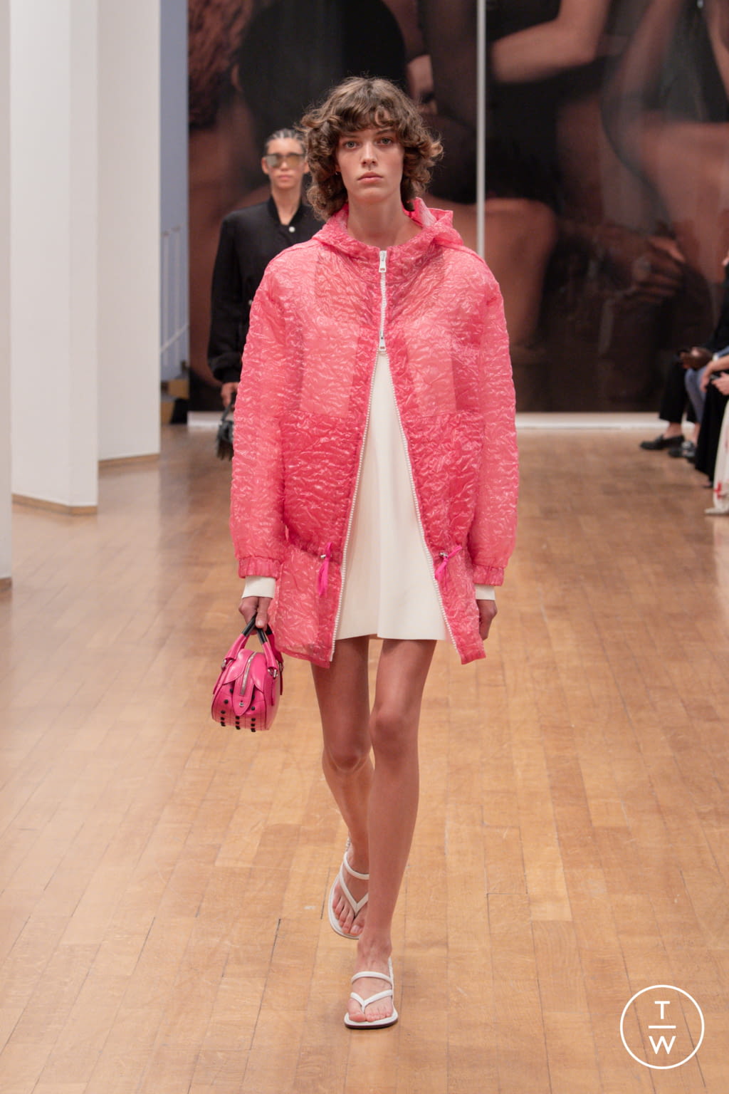 Fashion Week Milan Spring/Summer 2022 look 38 from the Tod's collection 女装