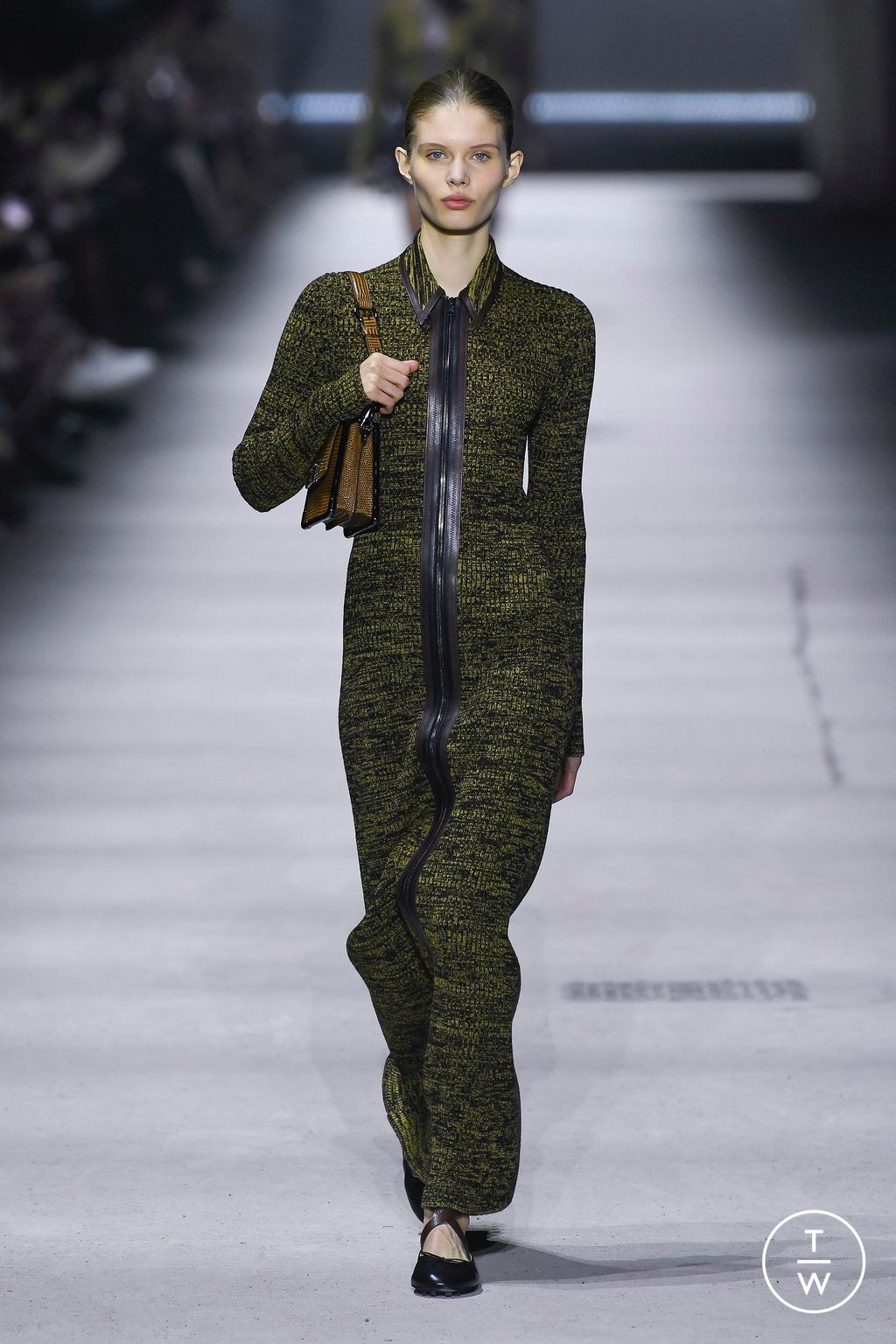 Fashion Week Milan Fall/Winter 2023 look 7 de la collection Tod's womenswear