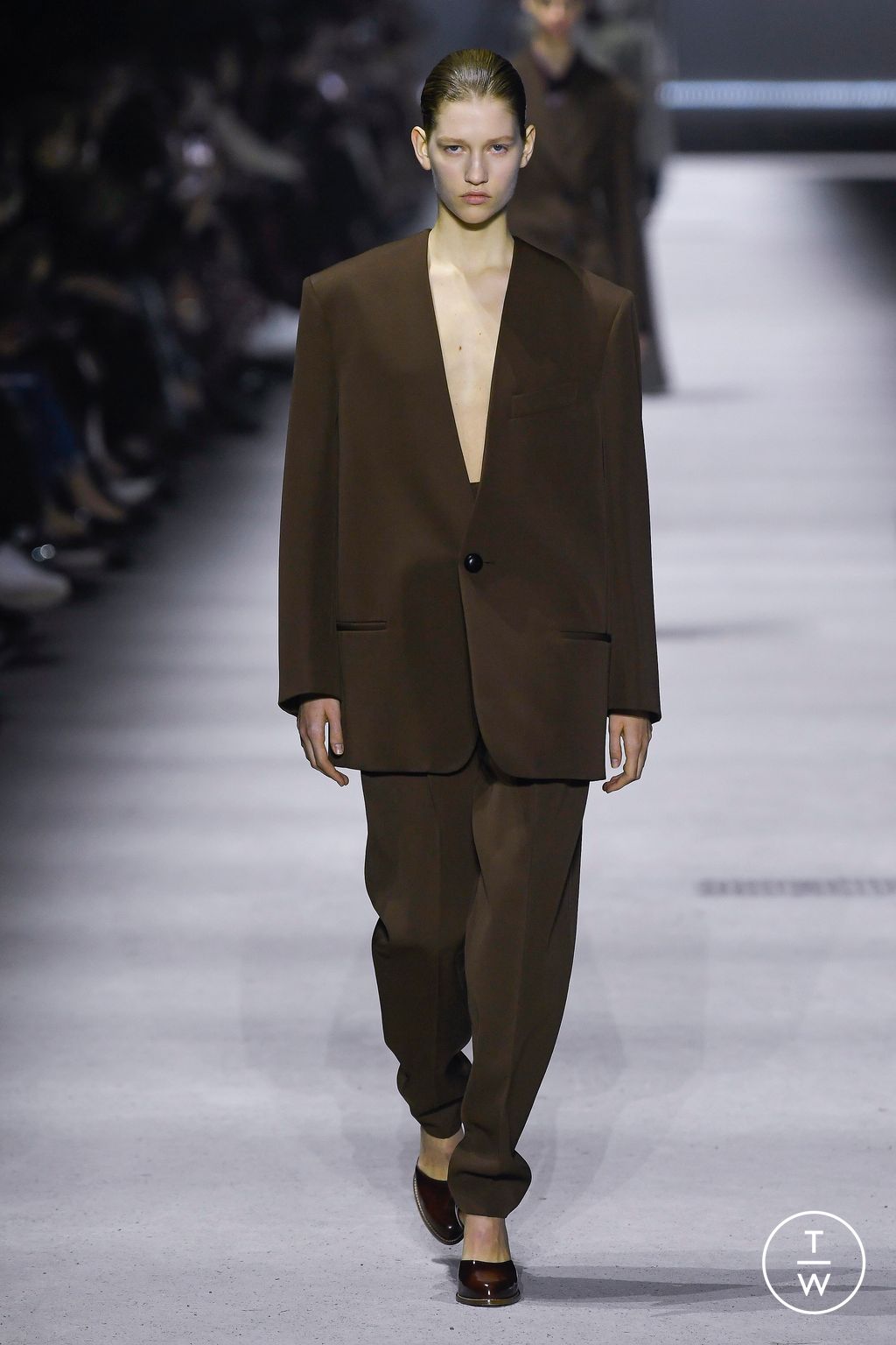 Fashion Week Milan Fall/Winter 2023 look 9 from the Tod's collection 女装