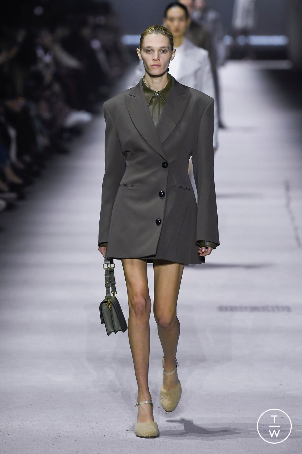 Fashion Week Milan Fall/Winter 2023 look 12 from the Tod's collection womenswear