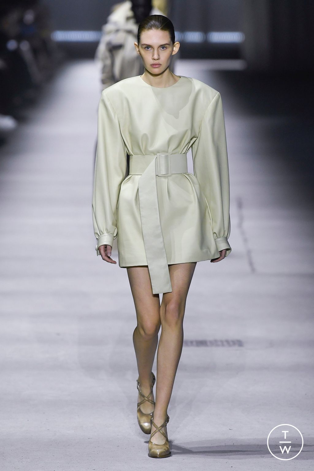 Fashion Week Milan Fall/Winter 2023 look 19 de la collection Tod's womenswear
