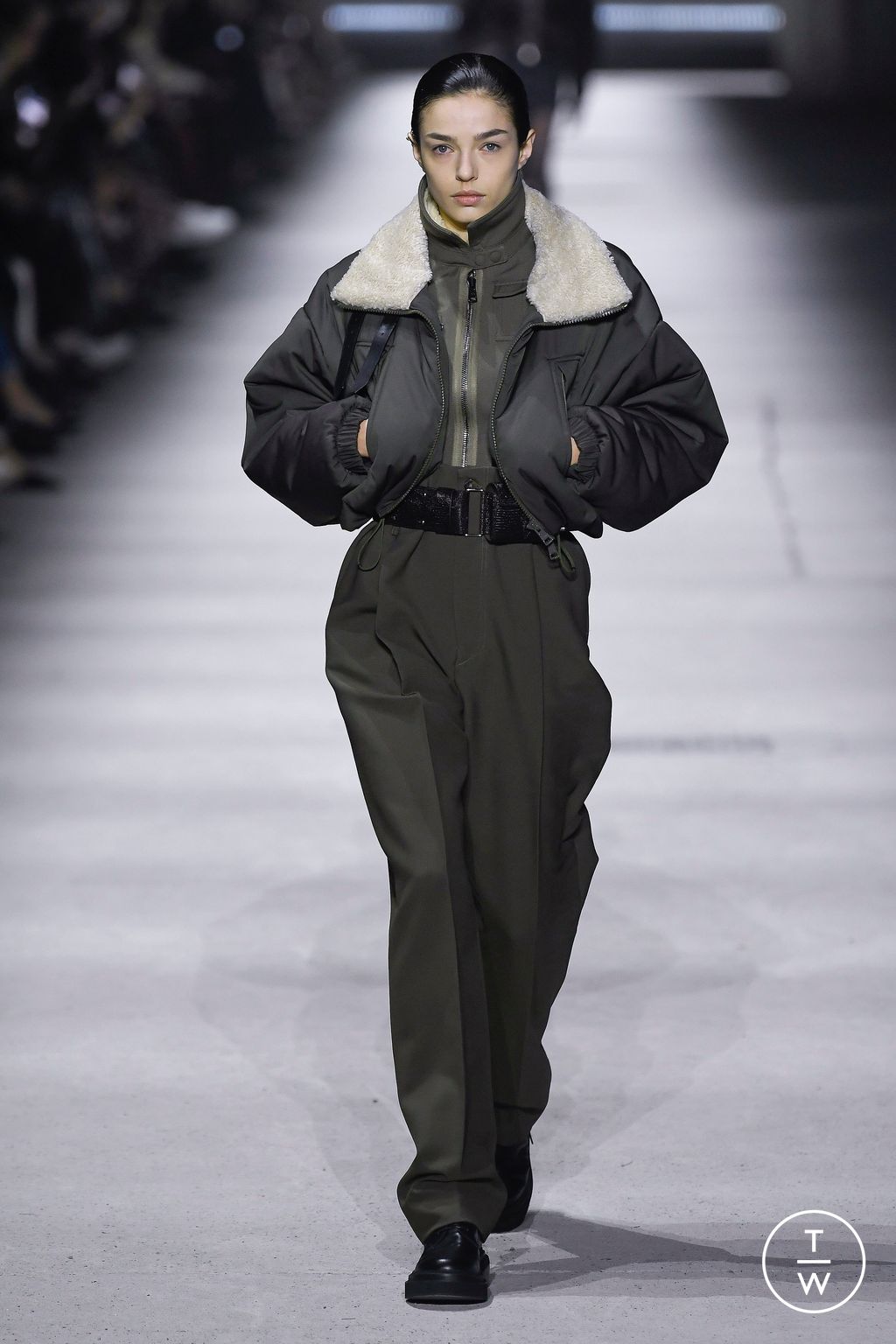 Fashion Week Milan Fall/Winter 2023 look 30 from the Tod's collection 女装