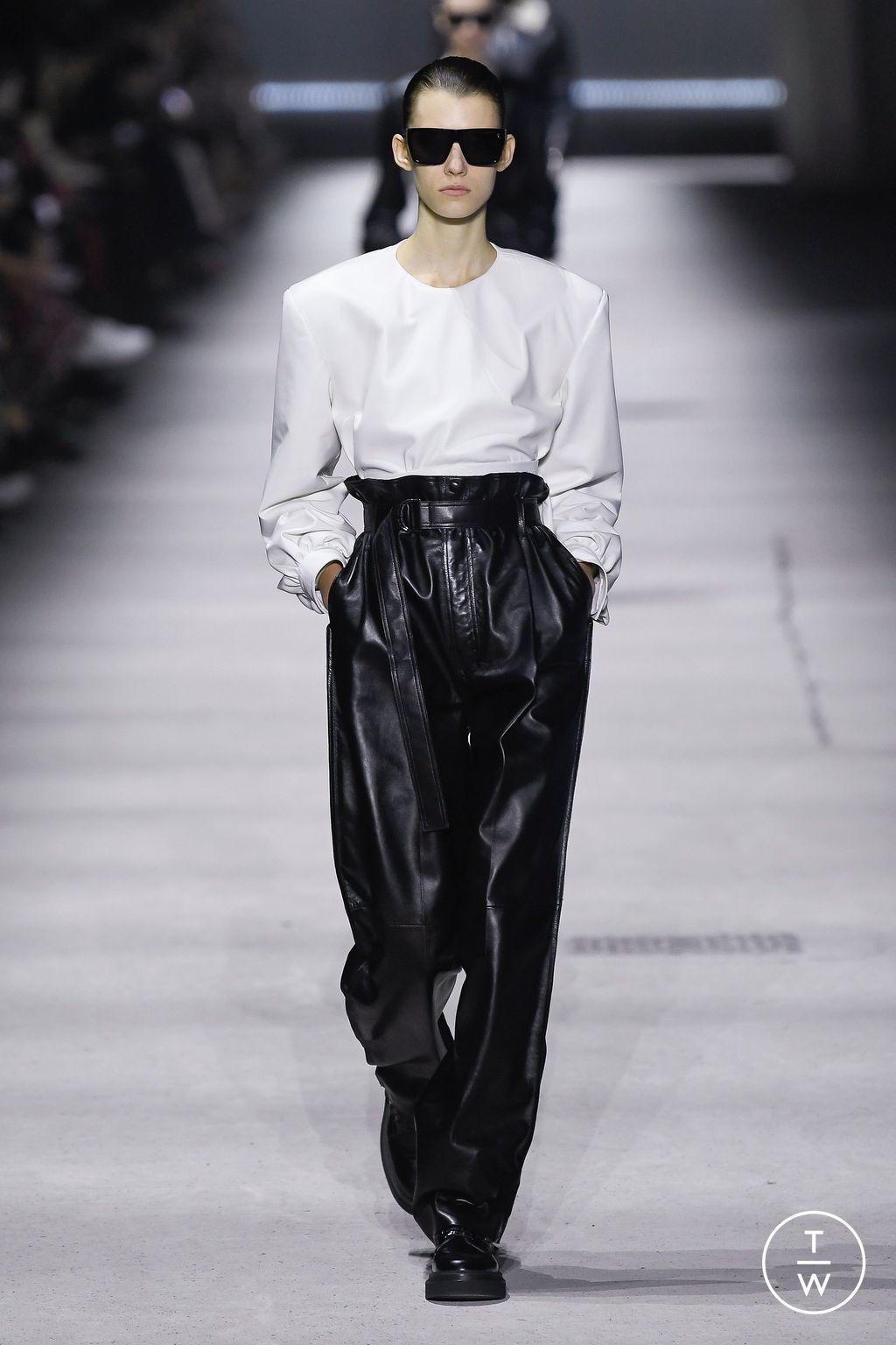 Fashion Week Milan Fall/Winter 2023 look 39 from the Tod's collection womenswear