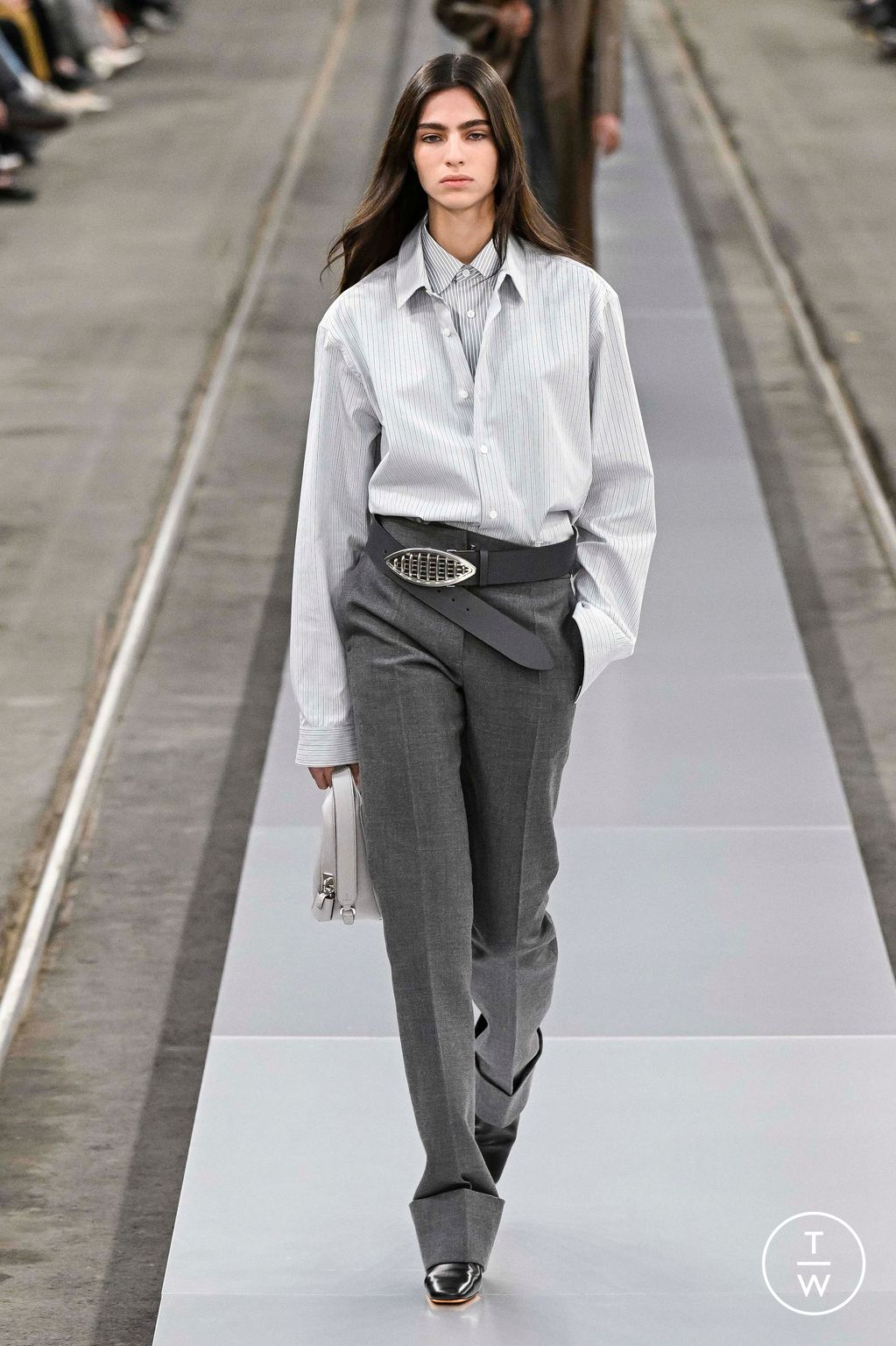Fashion Week Milan Fall/Winter 2024 look 3 from the Tod's collection womenswear