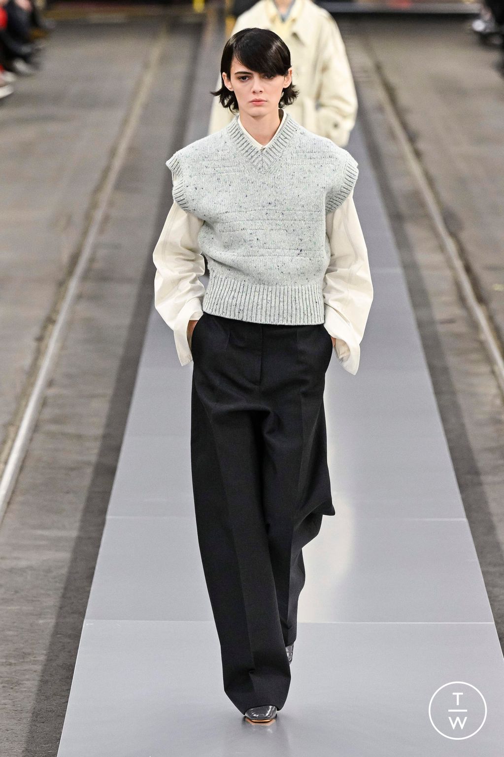 Fashion Week Milan Fall/Winter 2024 look 9 from the Tod's collection womenswear
