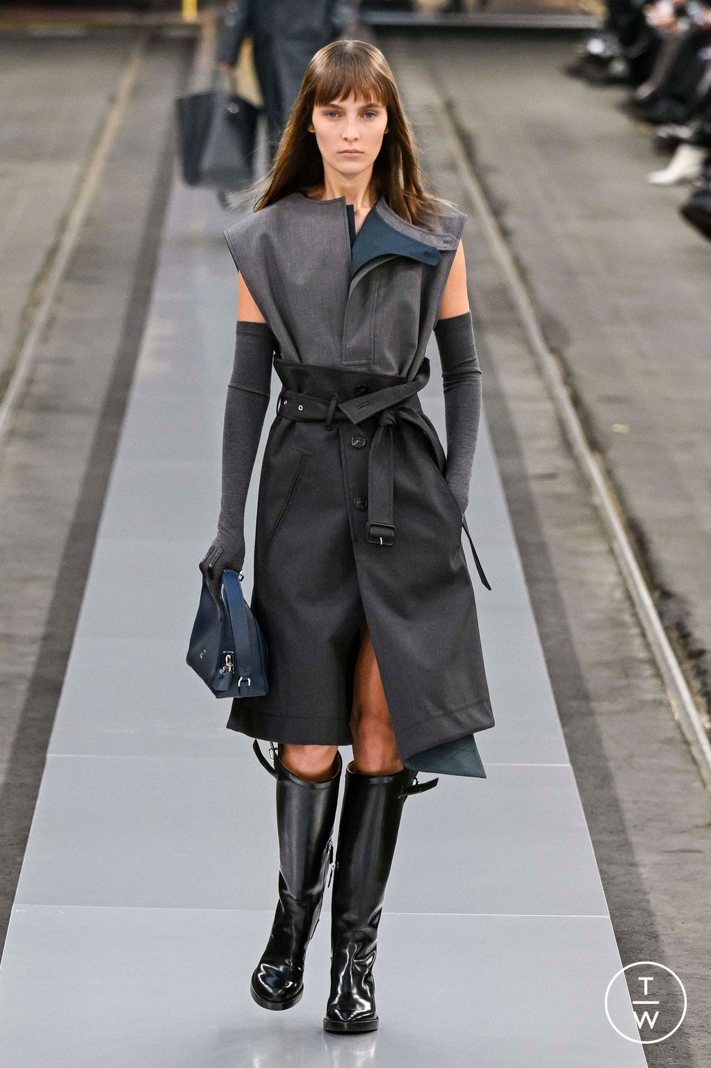 Fashion Week Milan Fall/Winter 2024 look 25 de la collection Tod's womenswear