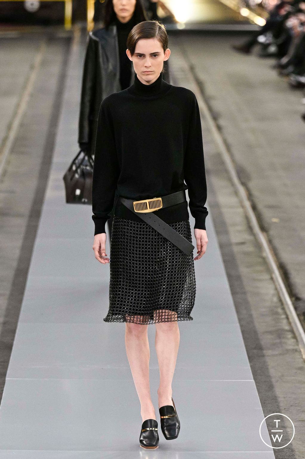 Fashion Week Milan Fall/Winter 2024 look 36 from the Tod's collection womenswear