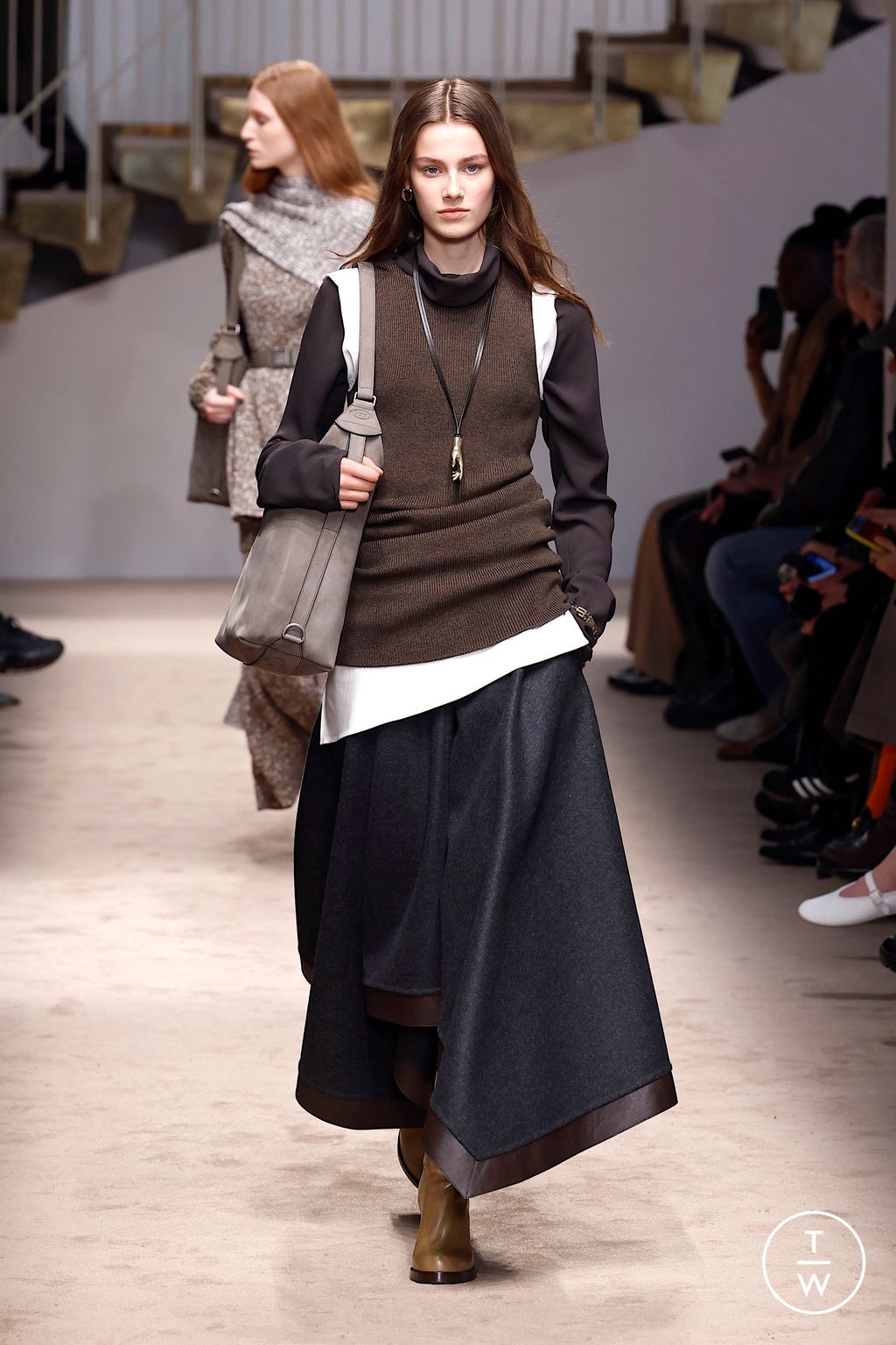 Fashion Week Milan Fall/Winter 2025 look 20 from the Tod's collection womenswear