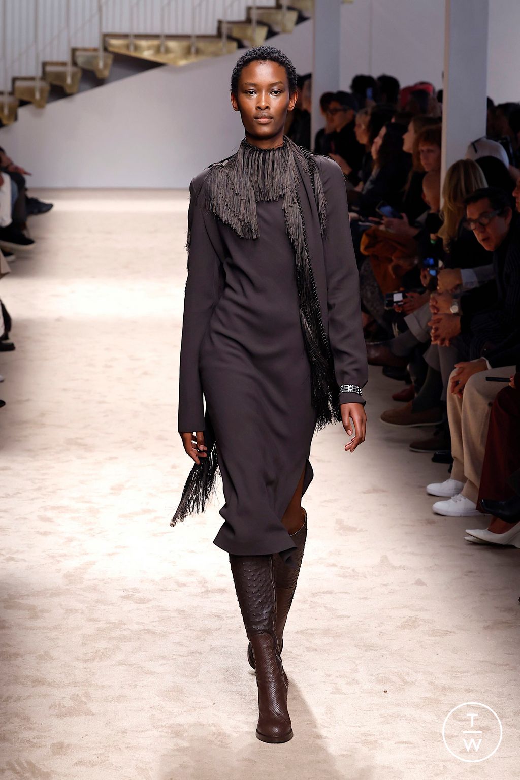 Fashion Week Milan Fall/Winter 2025 look 29 from the Tod's collection womenswear