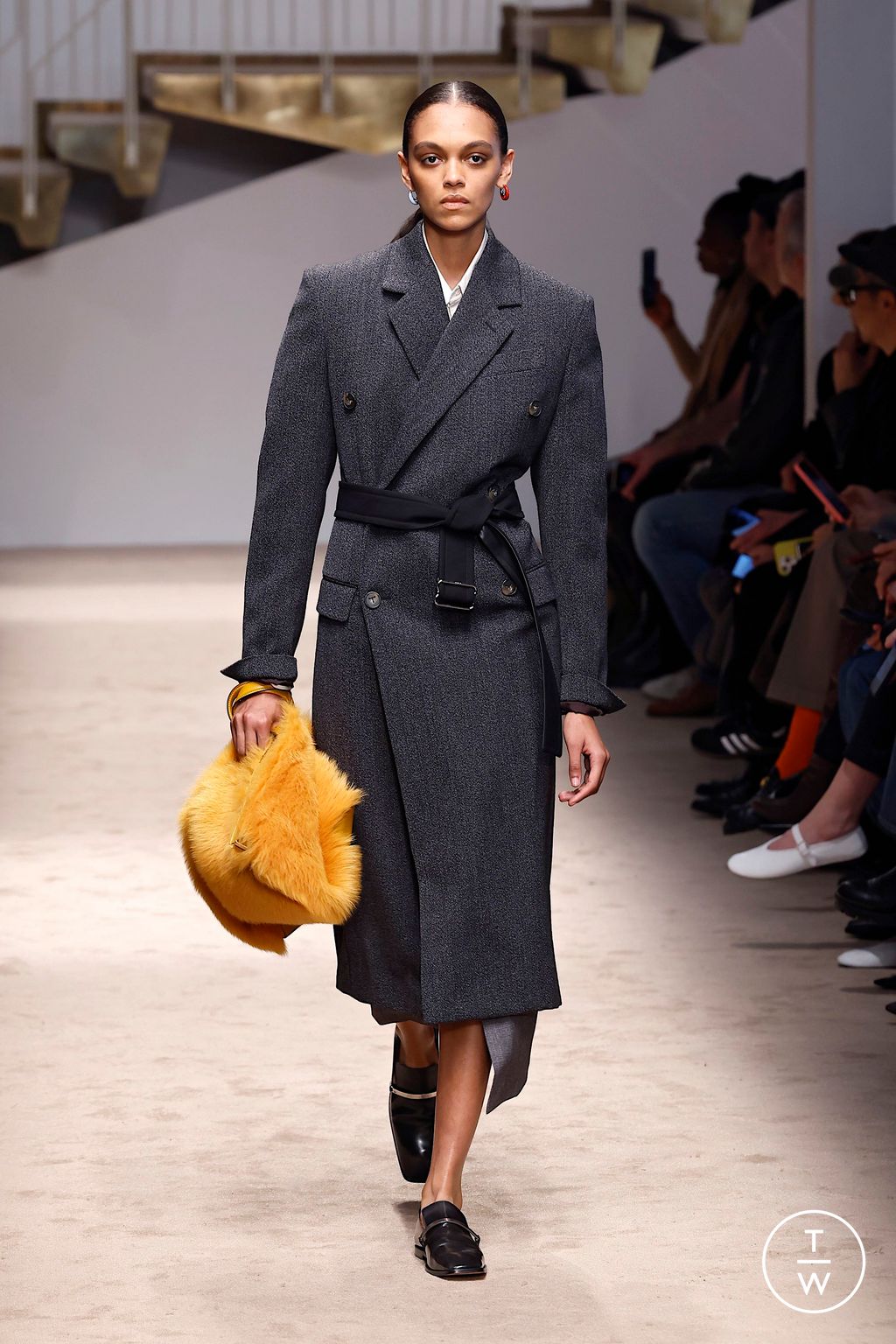 Fashion Week Milan Fall/Winter 2025 look 33 from the Tod's collection womenswear