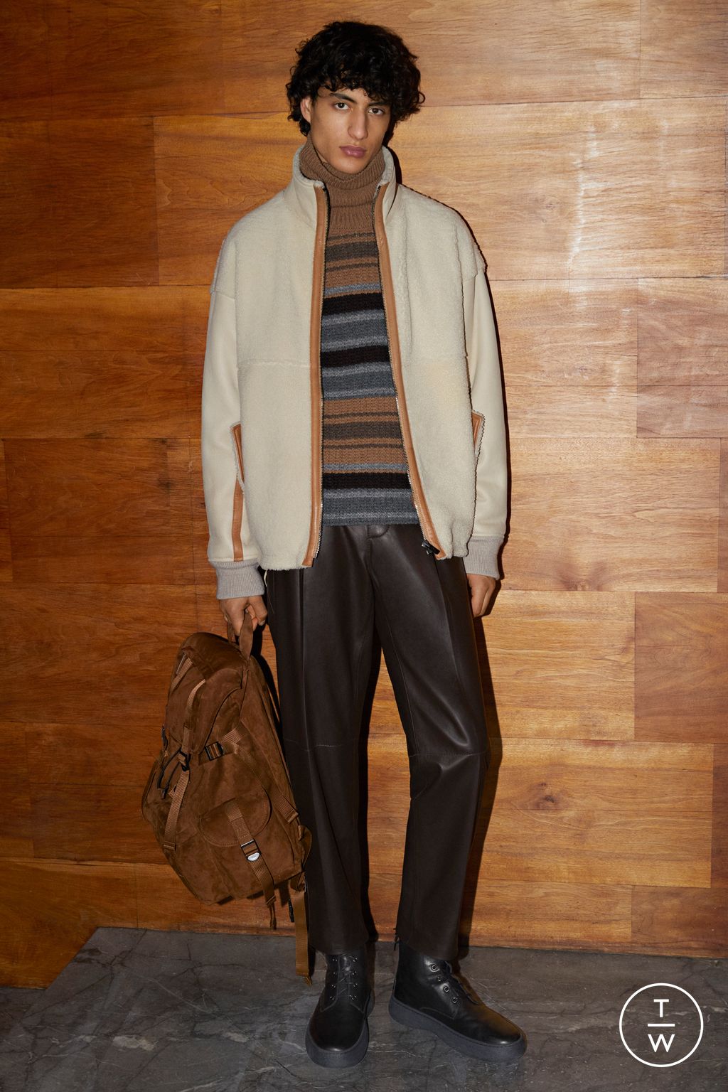 Fashion Week Milan Fall/Winter 2023 look 13 from the Tod's collection menswear