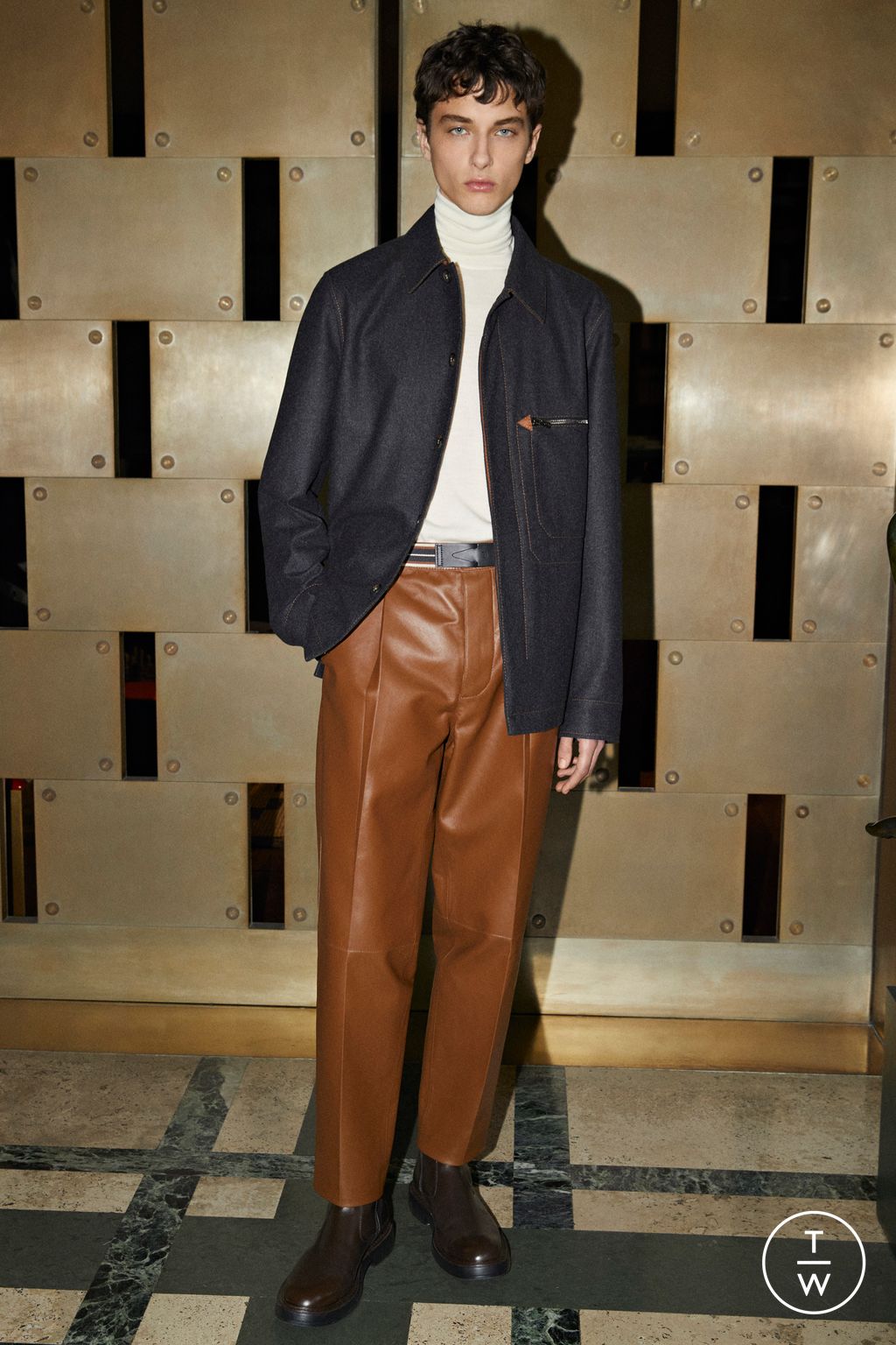 Fashion Week Milan Fall/Winter 2023 look 3 from the Tod's collection menswear