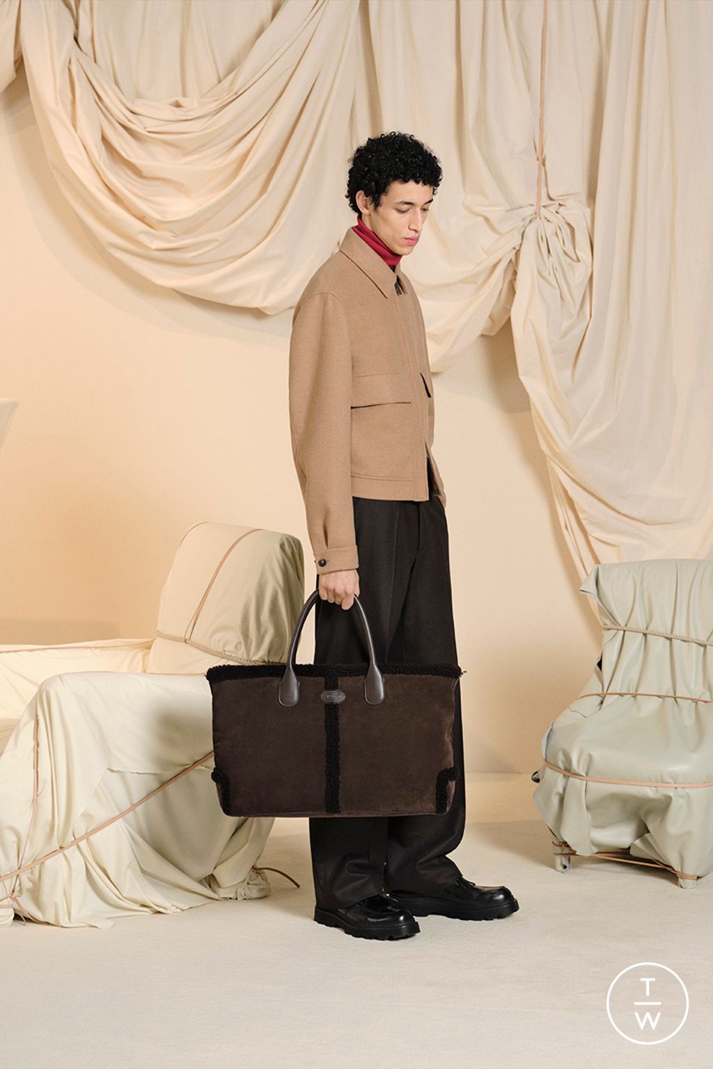 Fashion Week Milan Fall/Winter 2024 look 13 from the Tod's collection menswear