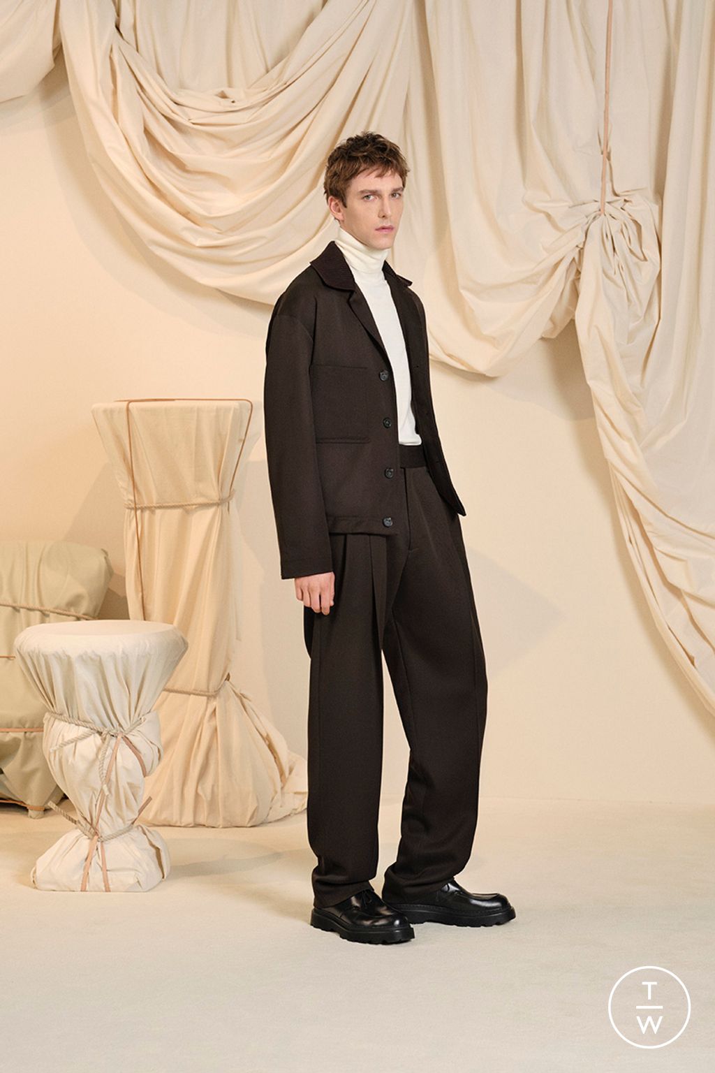 Fashion Week Milan Fall/Winter 2024 look 15 from the Tod's collection menswear