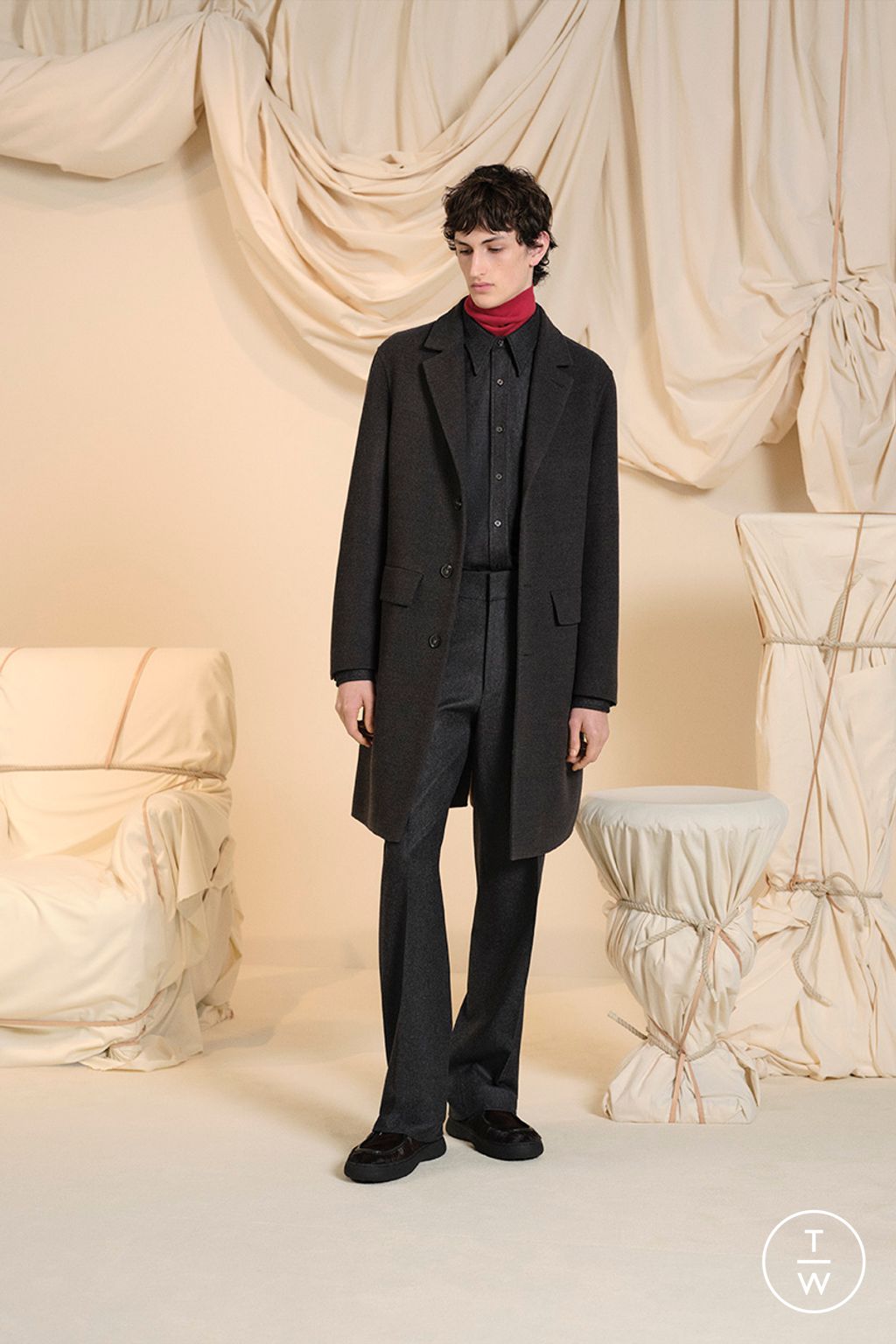 Fashion Week Milan Fall/Winter 2024 look 17 de la collection Tod's menswear