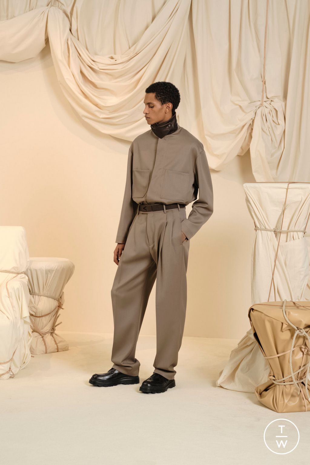 Fashion Week Milan Fall/Winter 2024 look 3 from the Tod's collection 男装