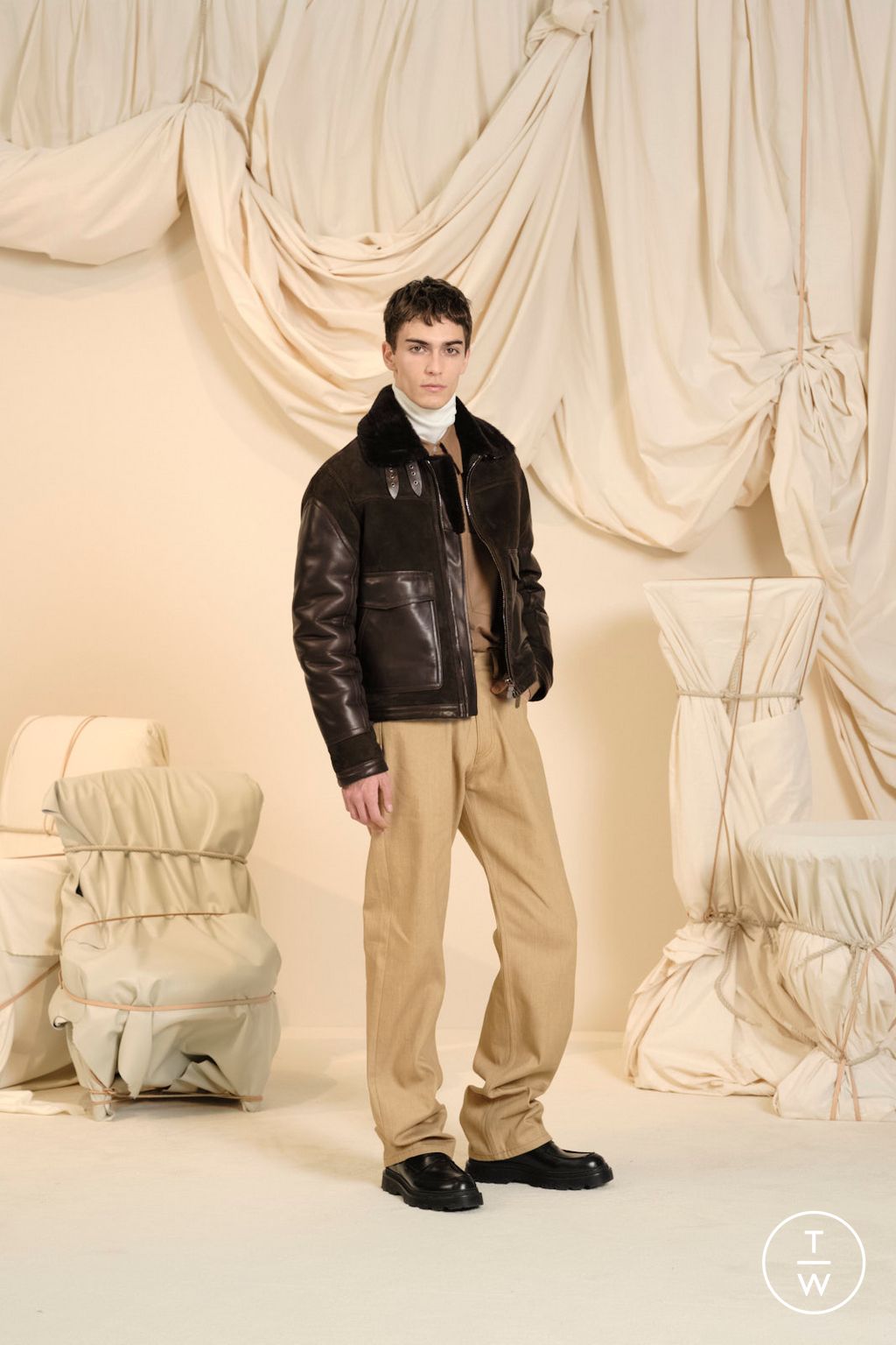 Fashion Week Milan Fall/Winter 2024 look 7 from the Tod's collection 男装