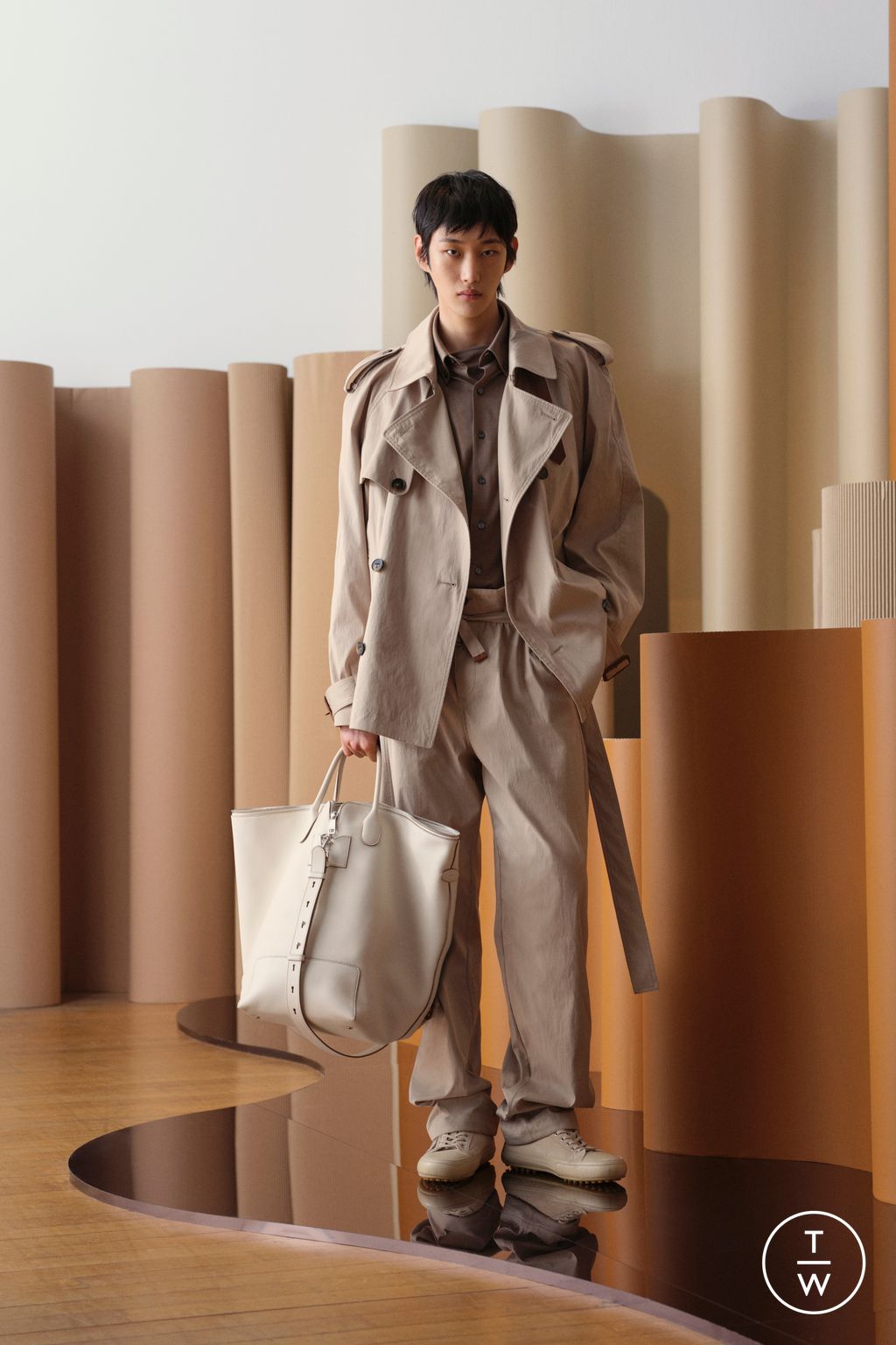 Fashion Week Paris Spring-Summer 2025 look 15 from the Tod's collection menswear