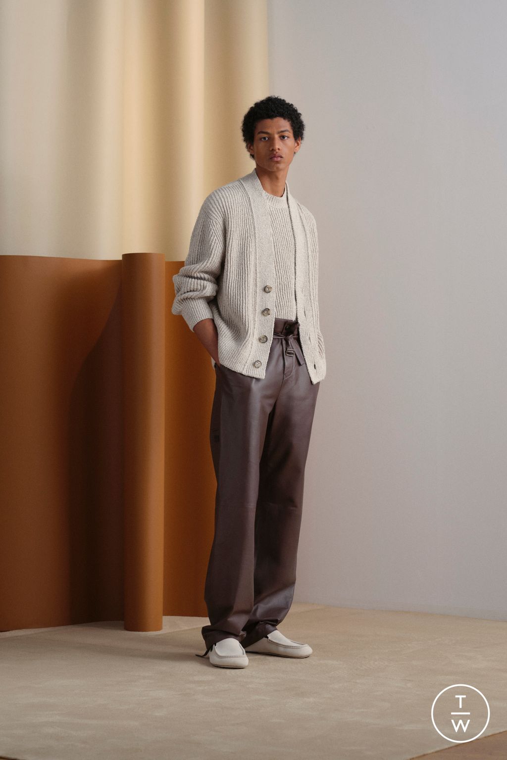Fashion Week Paris Spring-Summer 2025 look 8 from the Tod's collection menswear