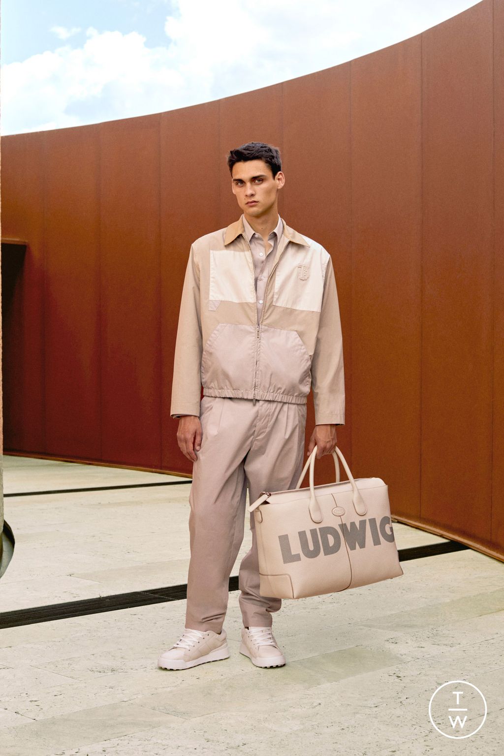 Fashion Week Milan Spring/Summer 2023 look 47 from the Tod's collection menswear