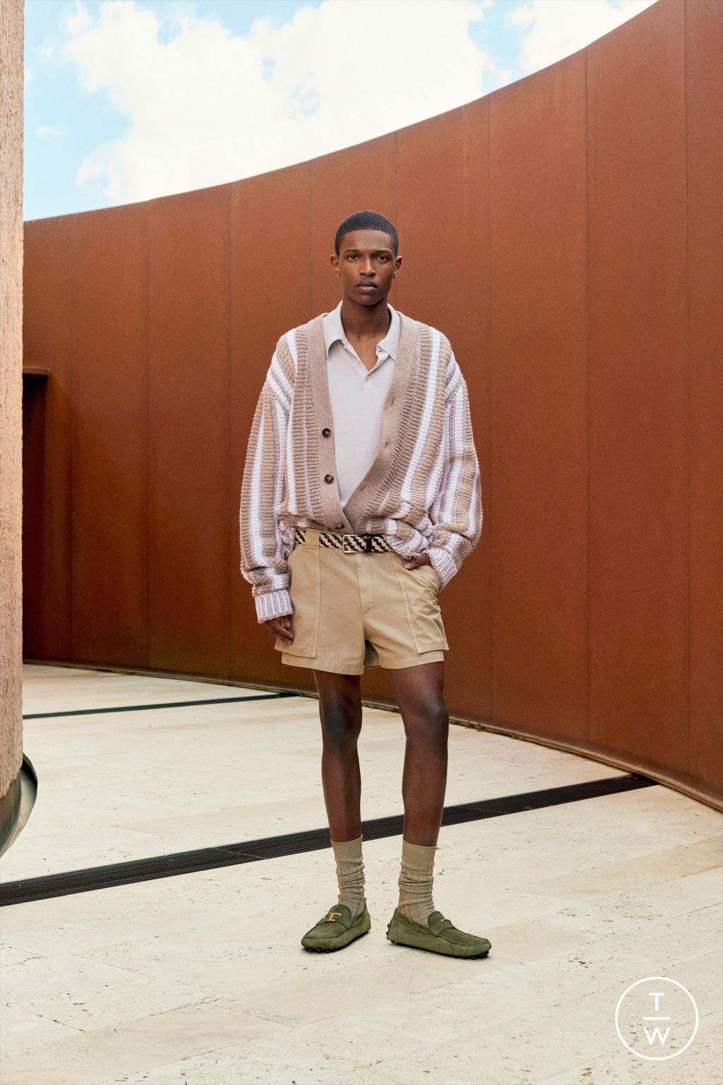 Fashion Week Milan Spring/Summer 2023 look 48 from the Tod's collection 男装