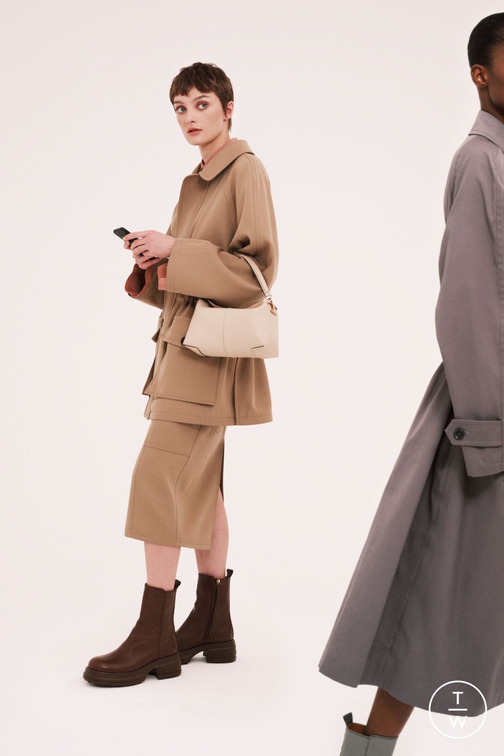Fashion Week Milan Pre-Fall 2023 look 13 from the Tod's collection womenswear