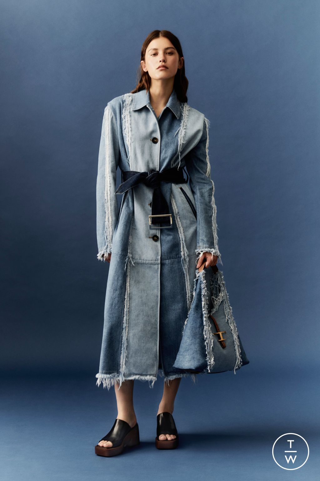 Fashion Week Milan Resort 2023 look 1 from the Tod's collection 女装