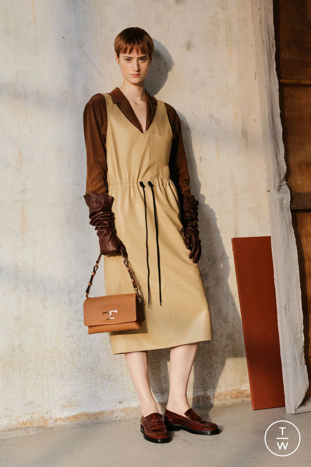 Fashion Week Milan Resort 2024 look 11 from the Tod's collection 女装