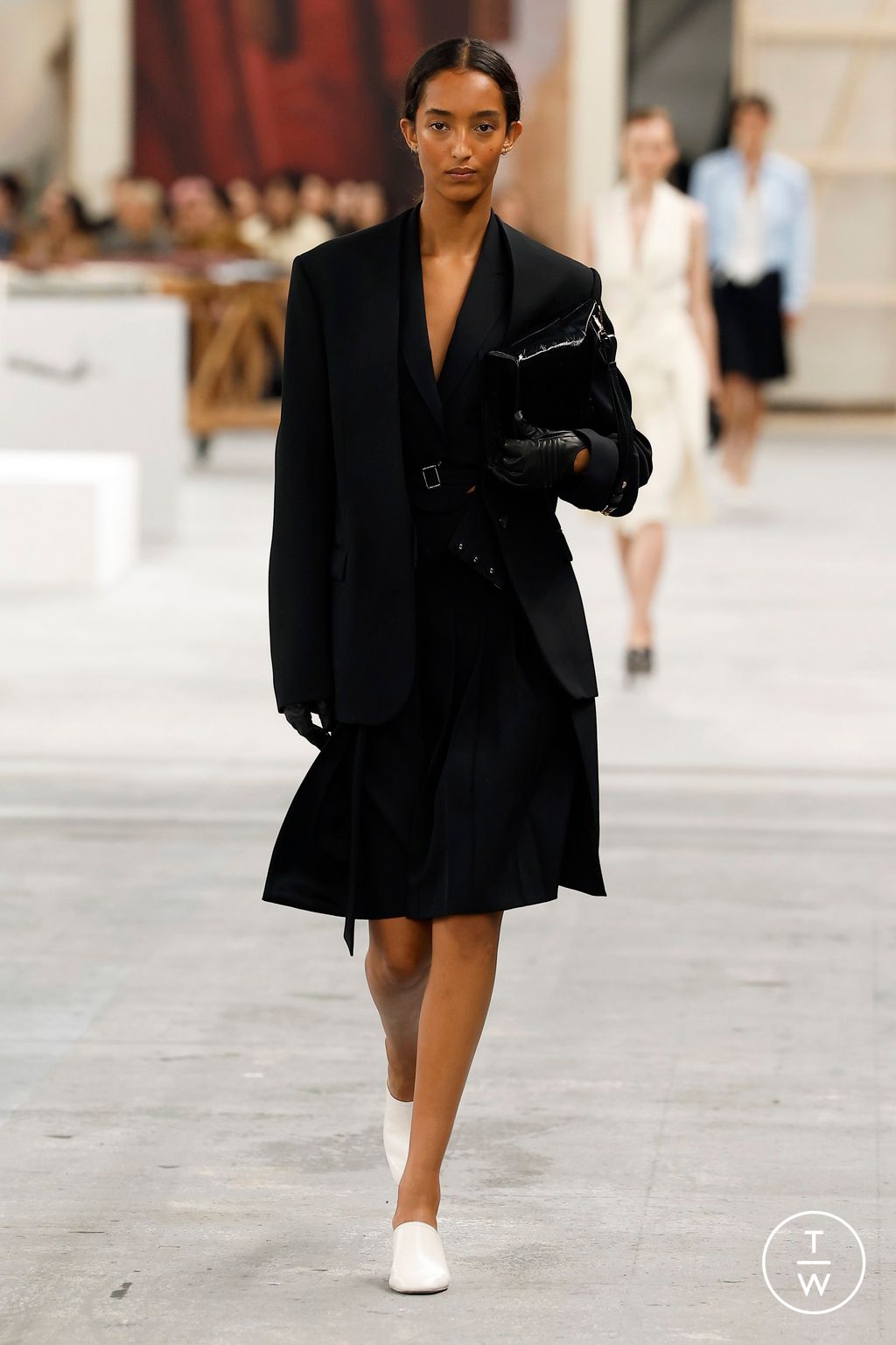 Fashion Week Milan Spring/Summer 2024 look 1 from the Tod's collection womenswear