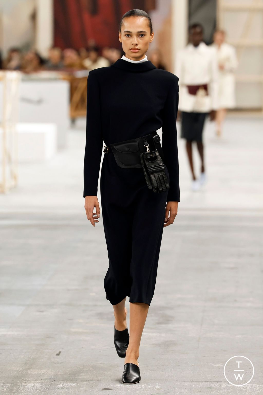 Fashion Week Milan Spring/Summer 2024 look 4 from the Tod's collection womenswear