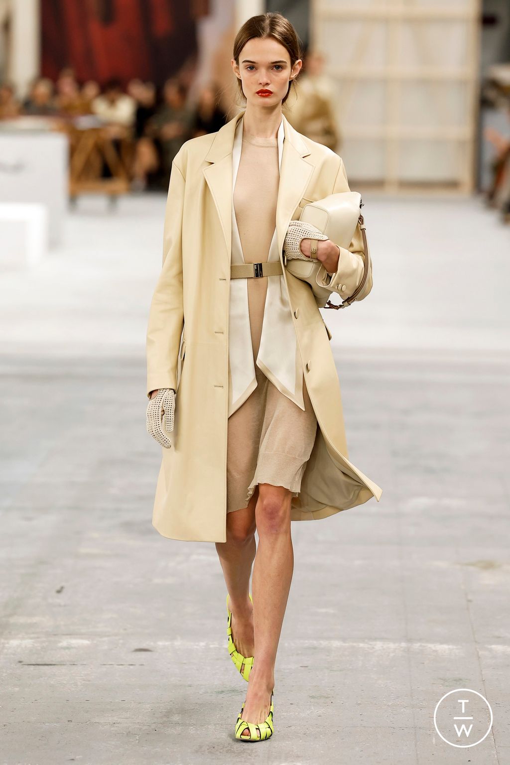 Fashion Week Milan Spring/Summer 2024 look 24 from the Tod's collection womenswear