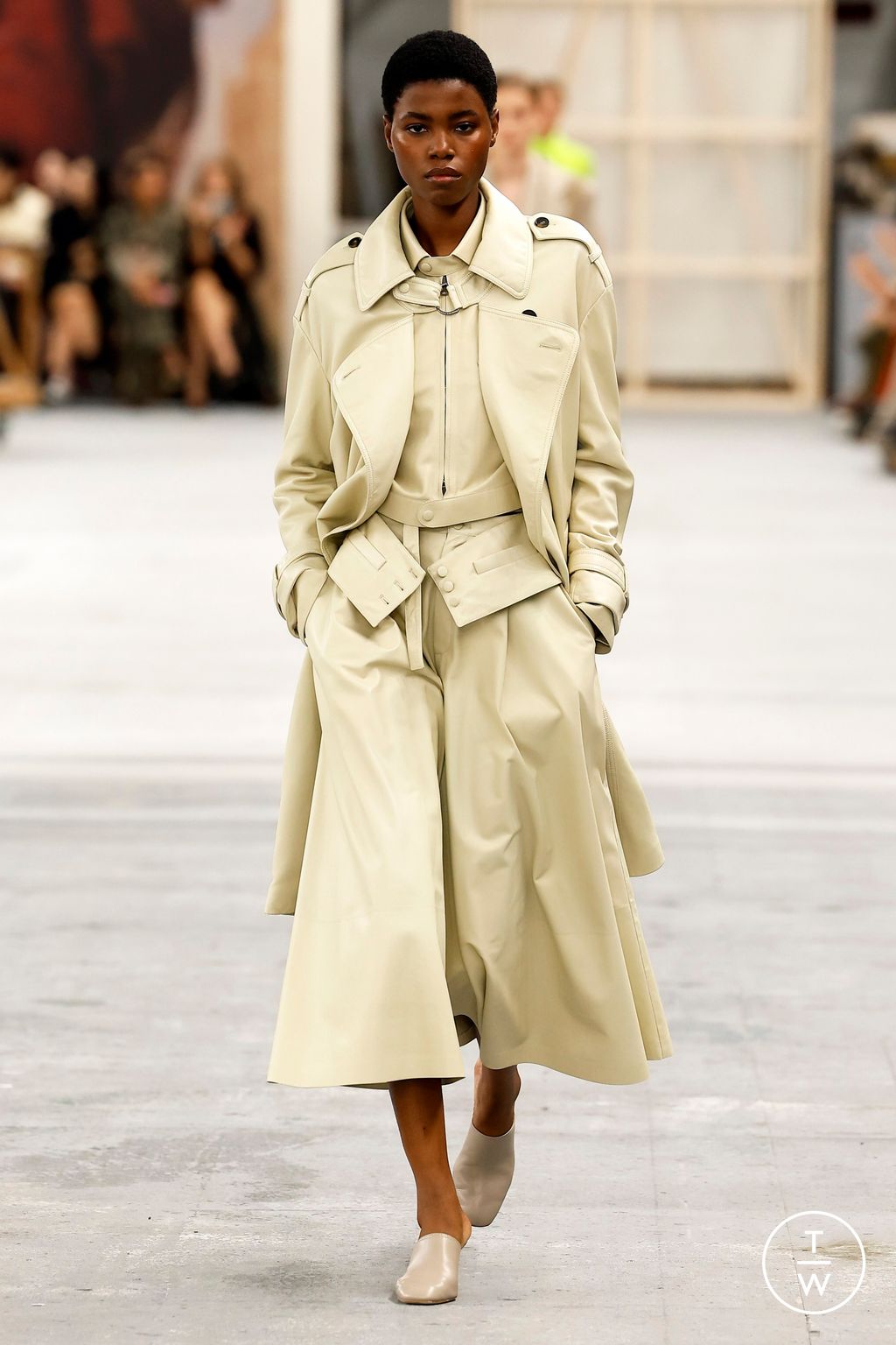 Fashion Week Milan Spring/Summer 2024 look 29 from the Tod's collection womenswear