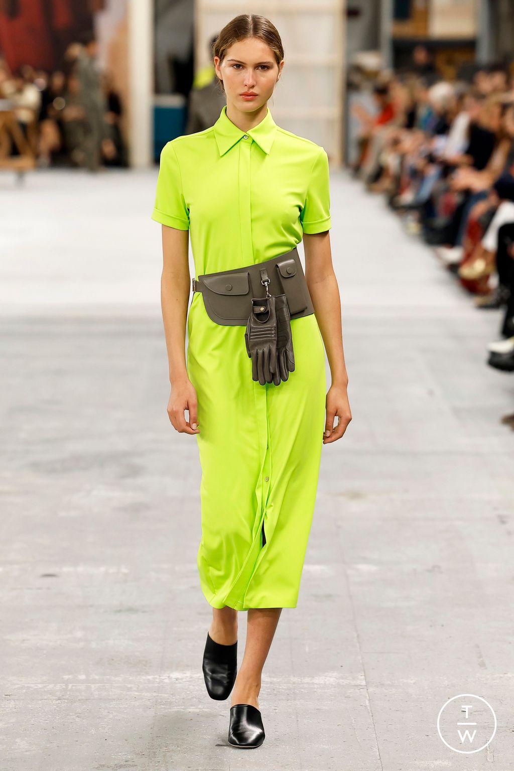 Fashion Week Milan Spring/Summer 2024 look 31 de la collection Tod's womenswear