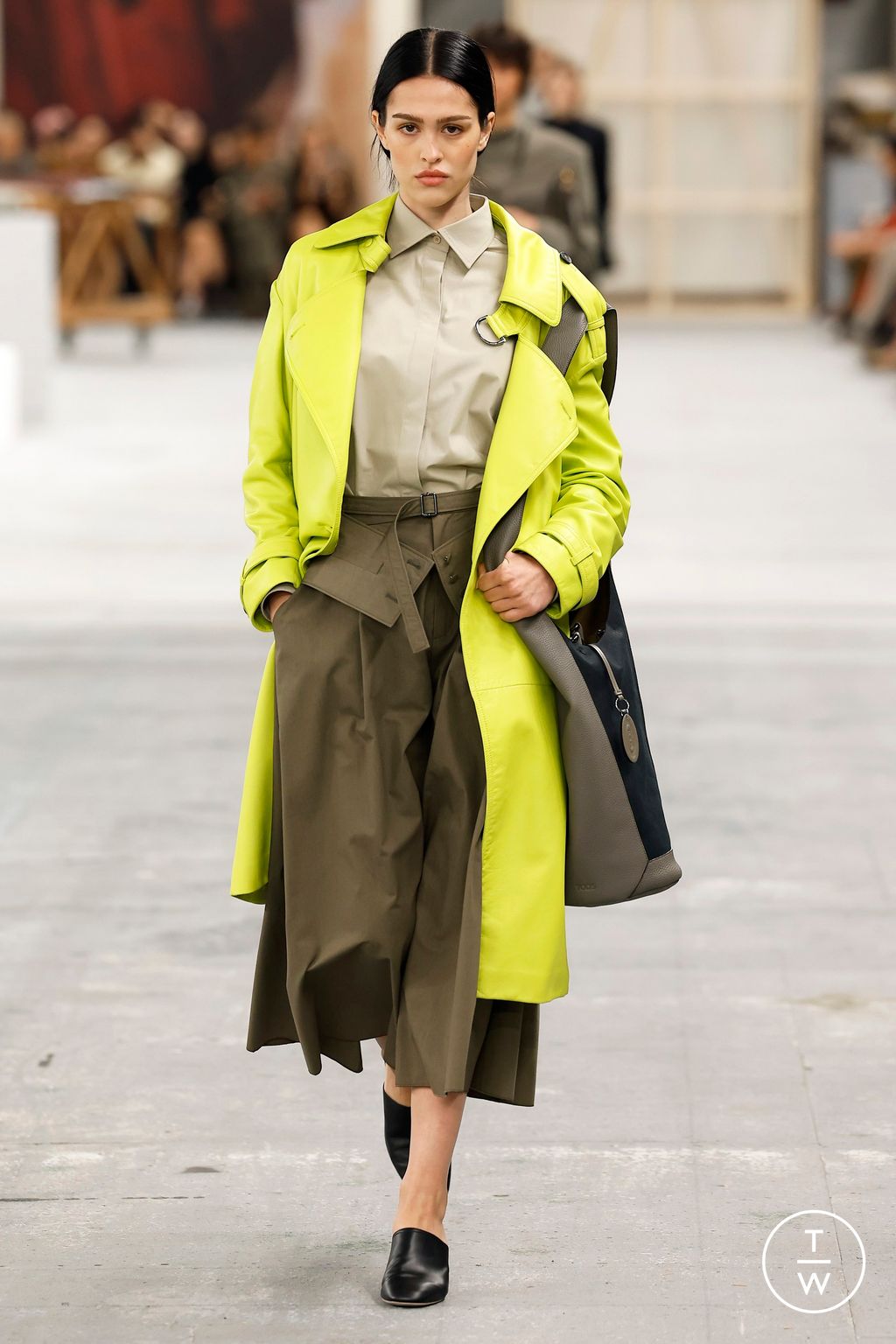 Fashion Week Milan Spring/Summer 2024 look 33 de la collection Tod's womenswear