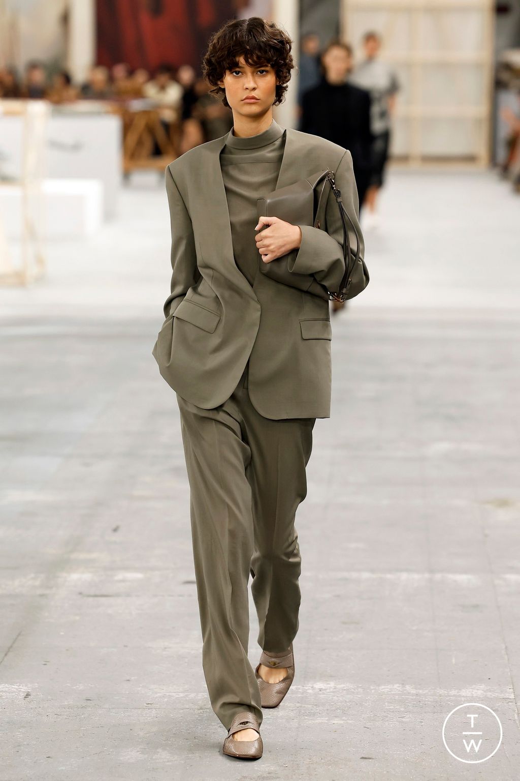 Fashion Week Milan Spring/Summer 2024 look 34 from the Tod's collection womenswear