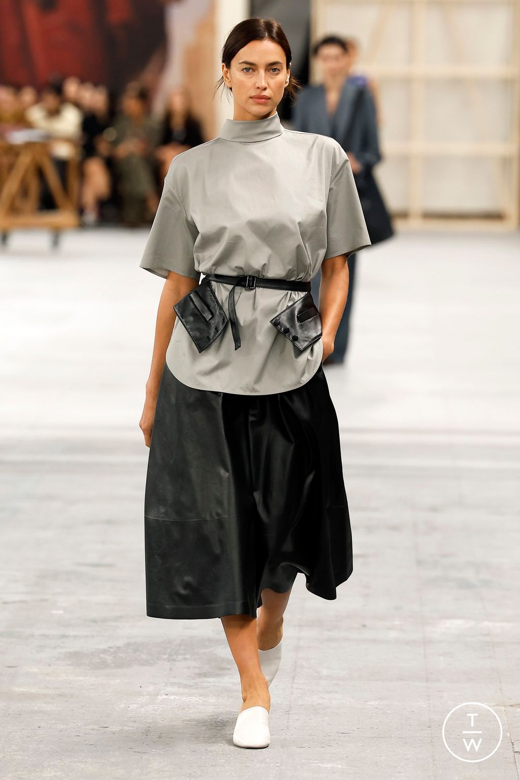 Fashion Week Milan Spring/Summer 2024 look 36 from the Tod's collection womenswear