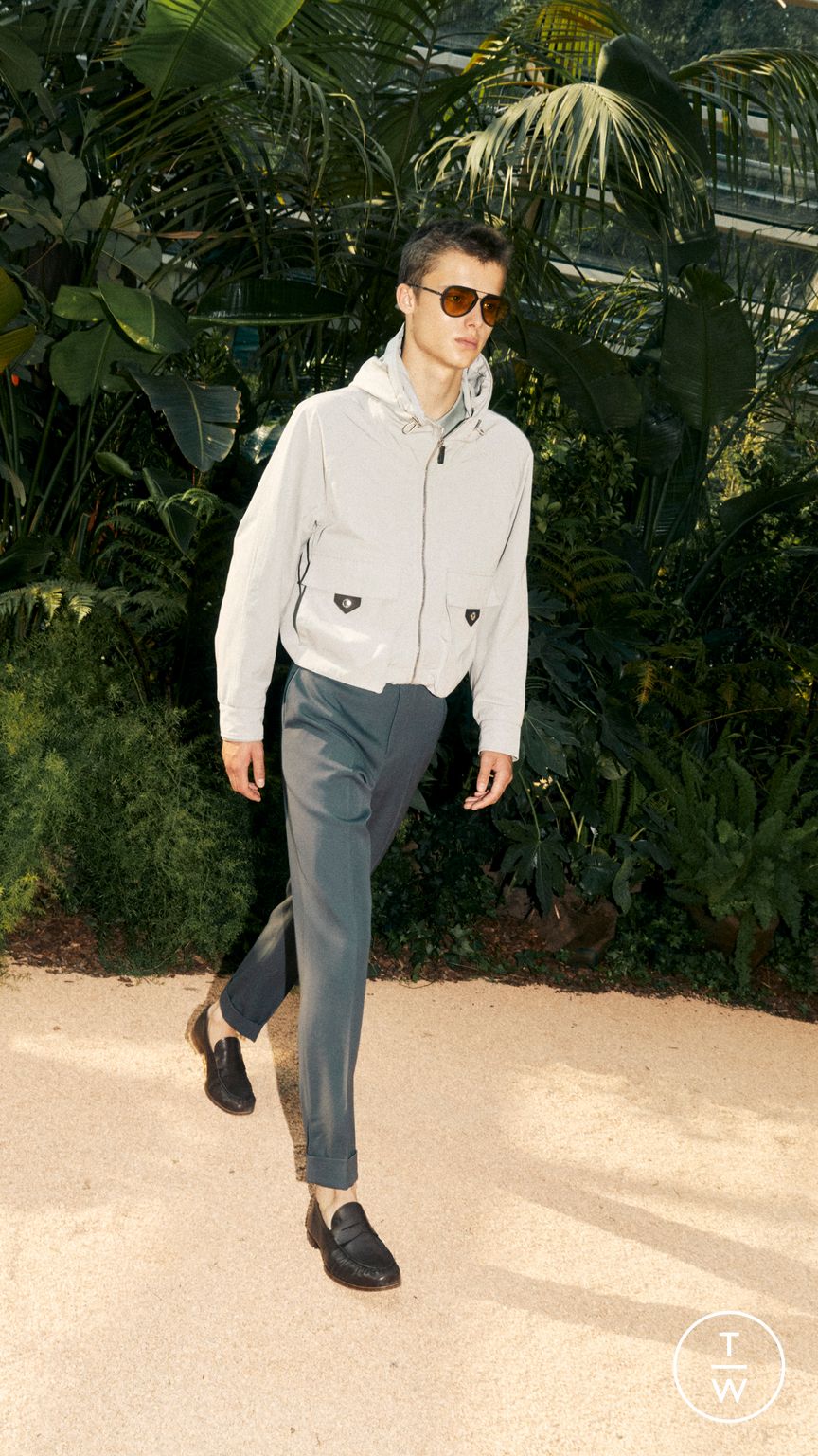 Fashion Week Milan Spring/Summer 2024 look 2 from the Tod's collection menswear