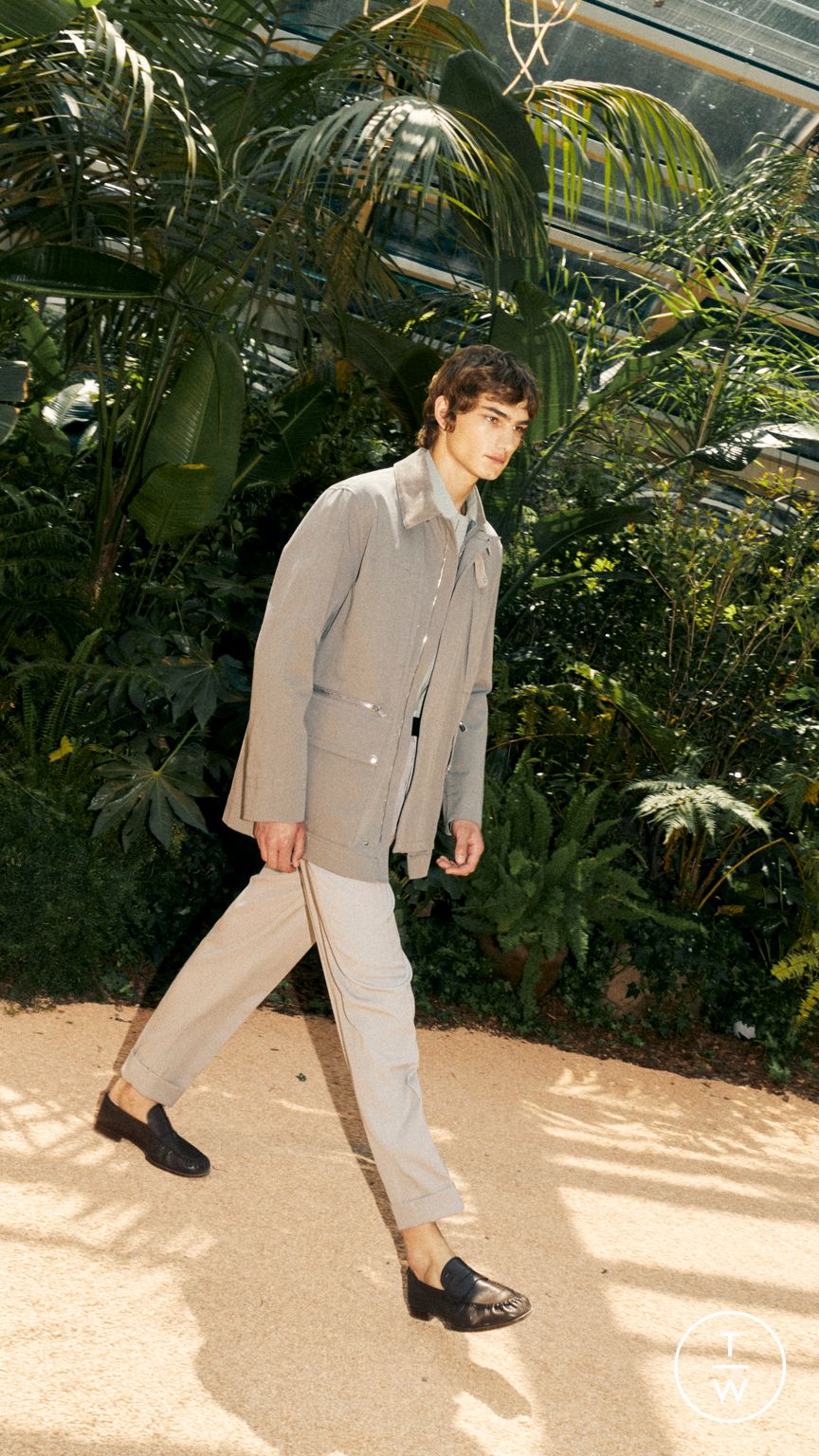 Fashion Week Milan Spring/Summer 2024 look 3 from the Tod's collection 男装