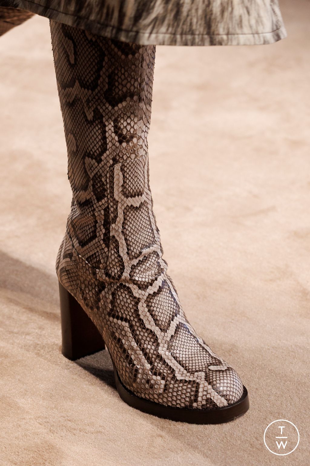 Fashion Week Milan Fall/Winter 2025 look 44 from the Tod's collection womenswear accessories