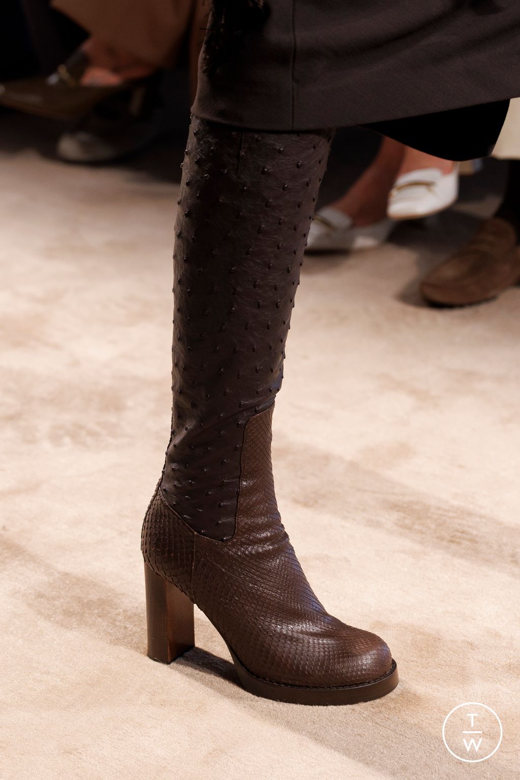 Fashion Week Milan Fall/Winter 2025 look 72 from the Tod's collection 女装配饰